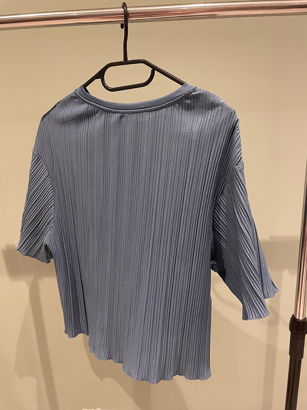 Pleated blue short sleeve top, photo 3