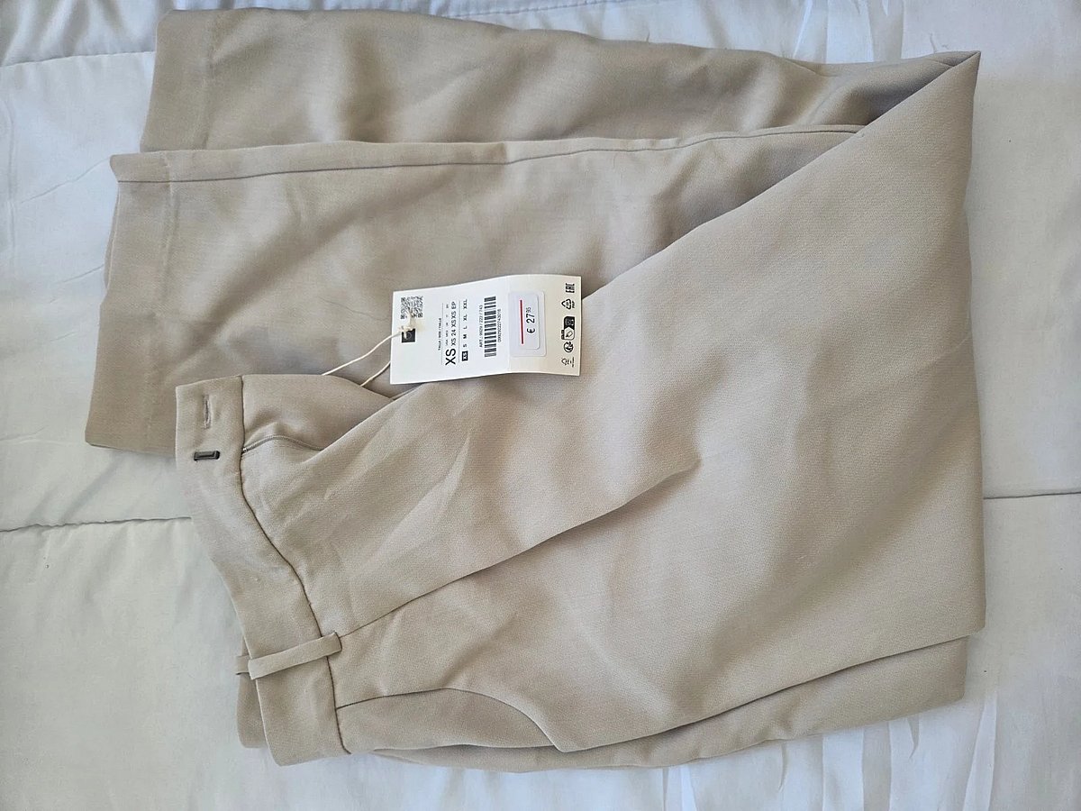 Pantalones beige de cintura alta a medida, foto 2