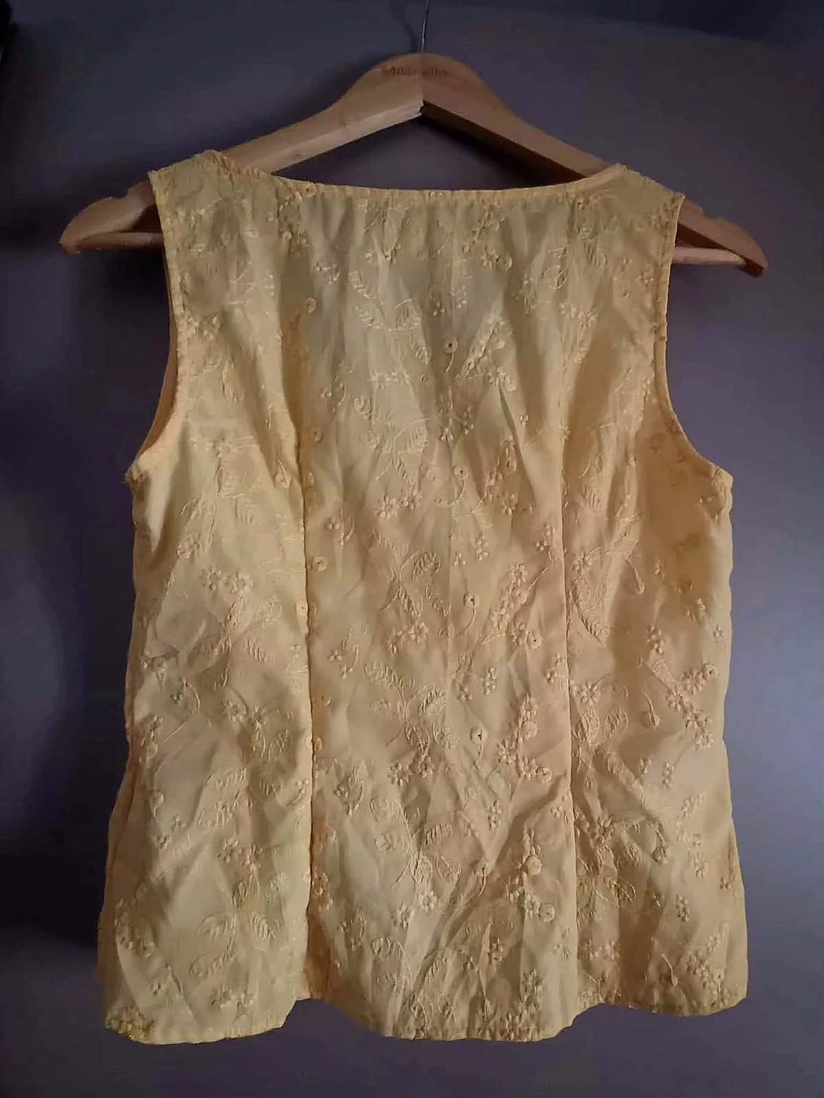Yellow embroidered lace-up top, photo 2