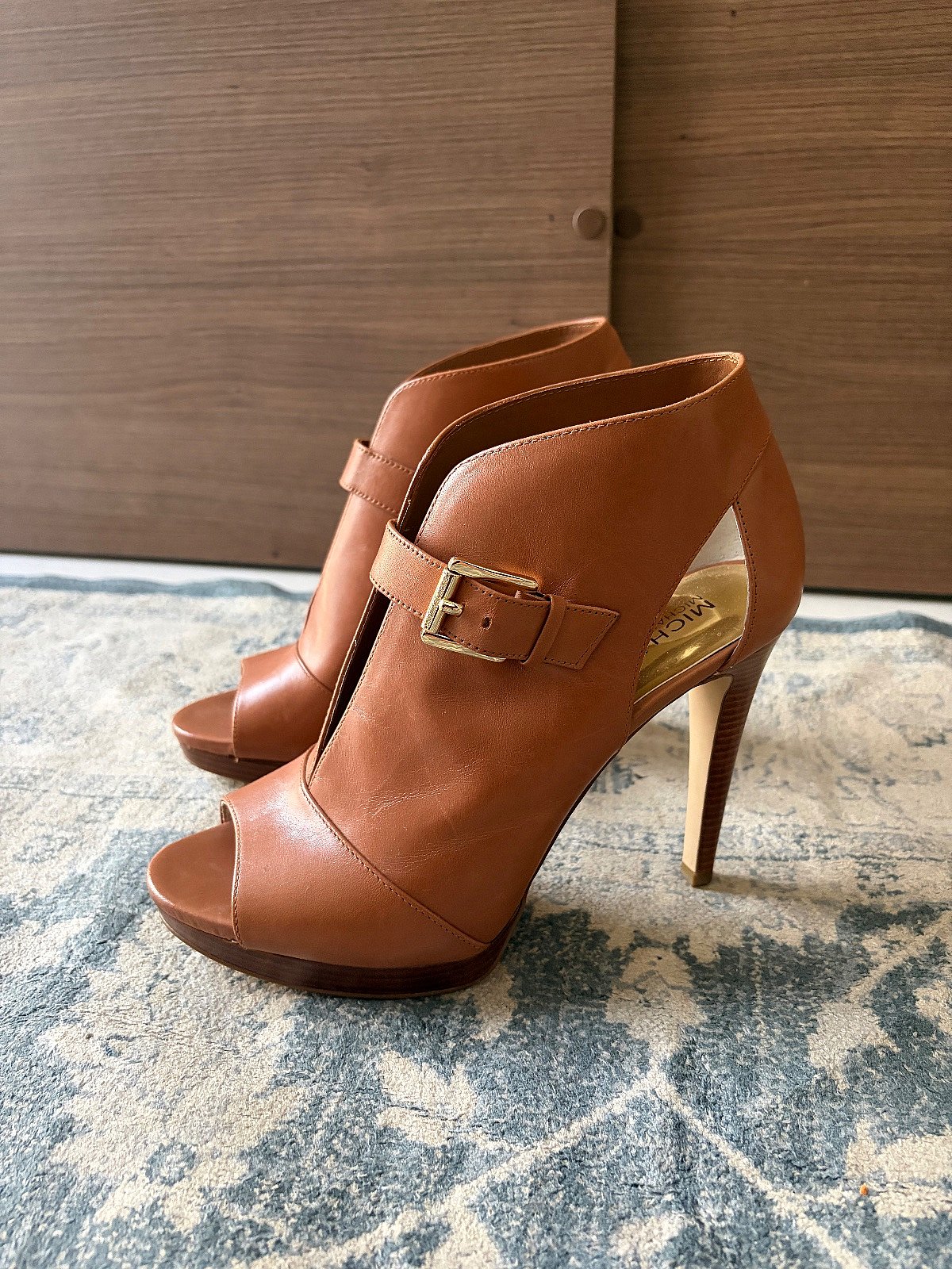 Michael Kors Tan Leather Heels, photo 2