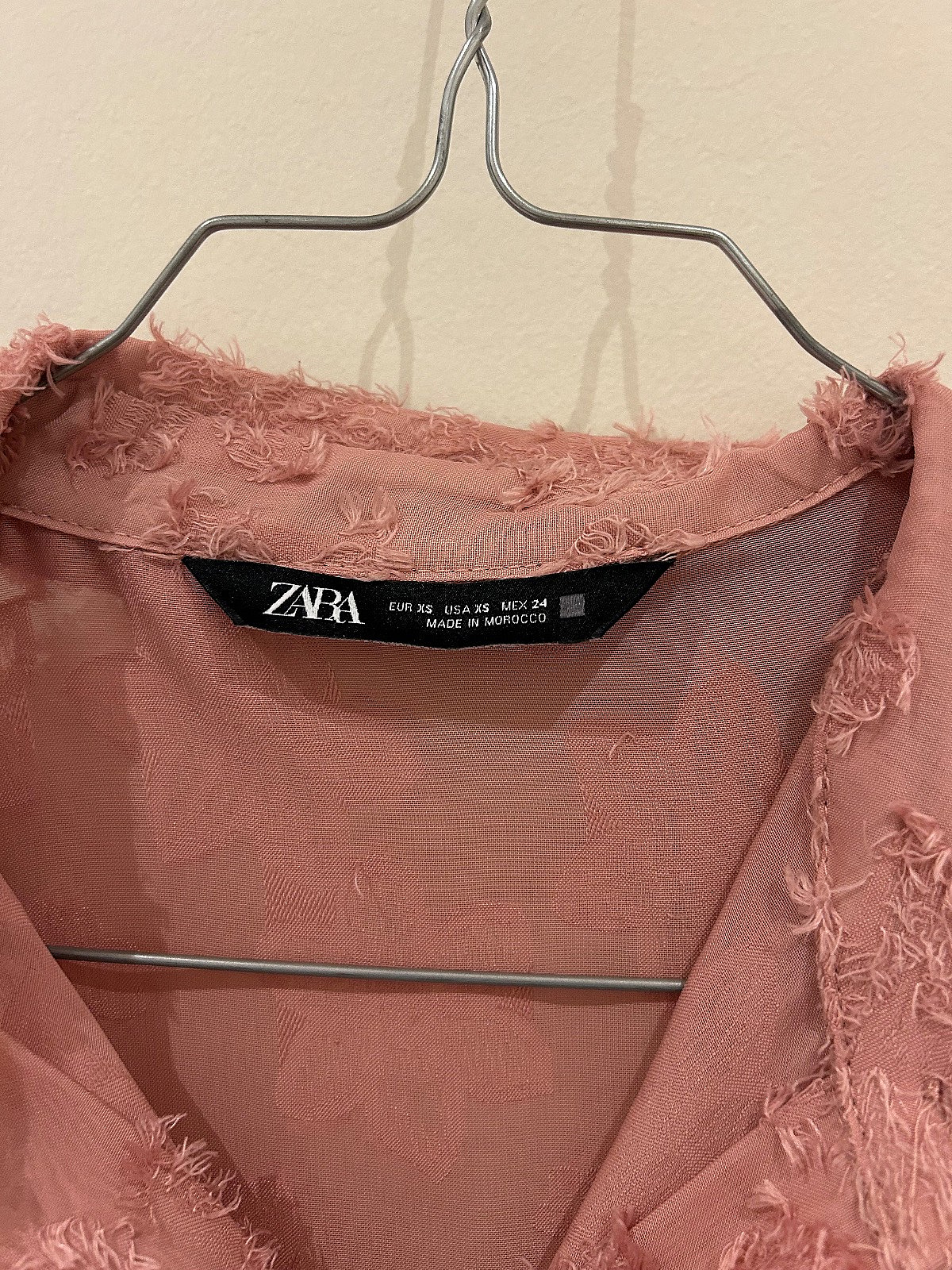 Zara Textured Pink Button-Up Shirt, photo 4