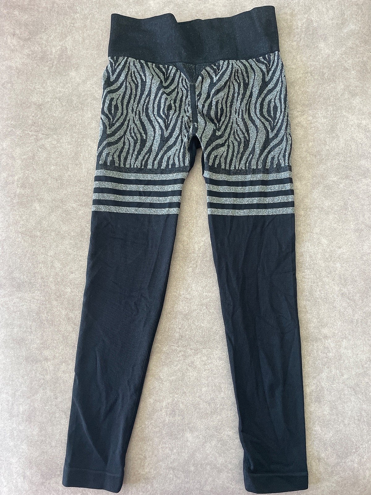 Black patterned high waist leggings, photo 2