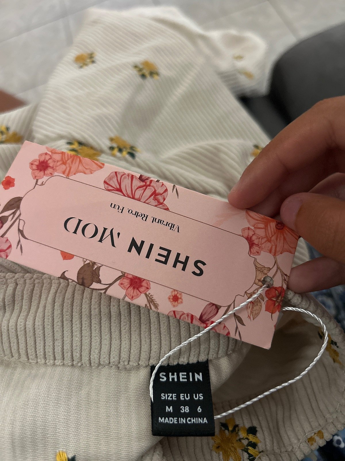 Floral corduroy button-up shirt, photo 2