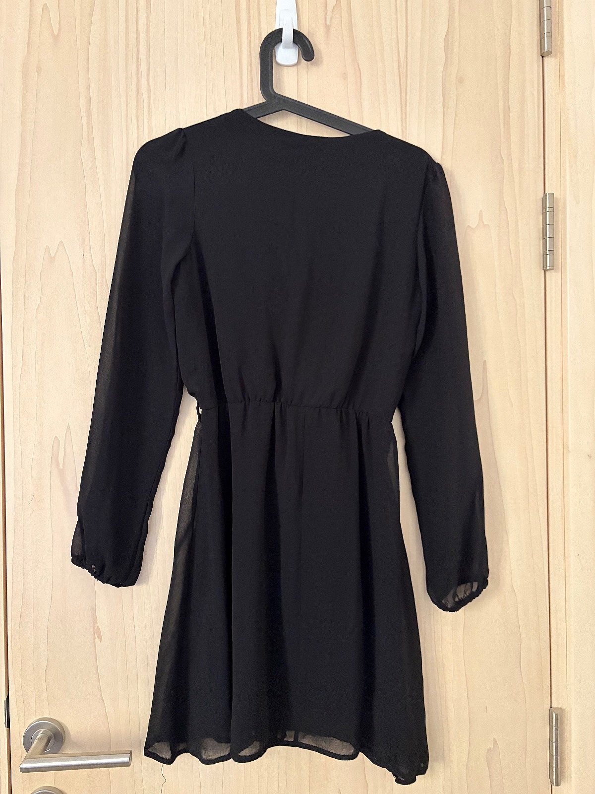Black long-sleeve wrap dress, photo 2