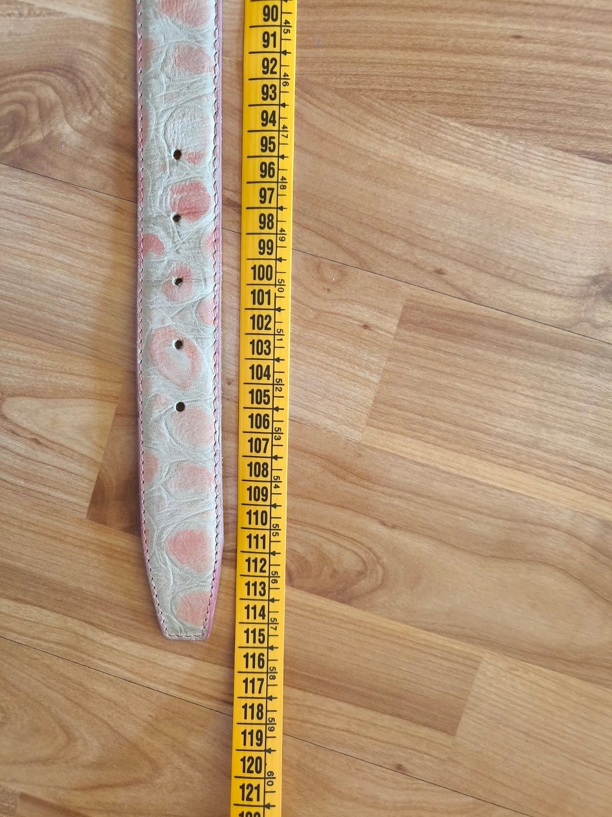 Pink textured pattern leather belt, photo 2