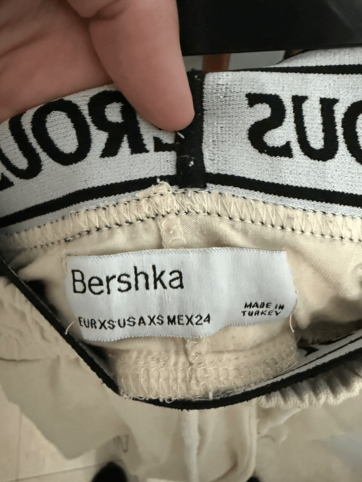 Bershka Graphic Cargo Jogger Trousers, photo 5