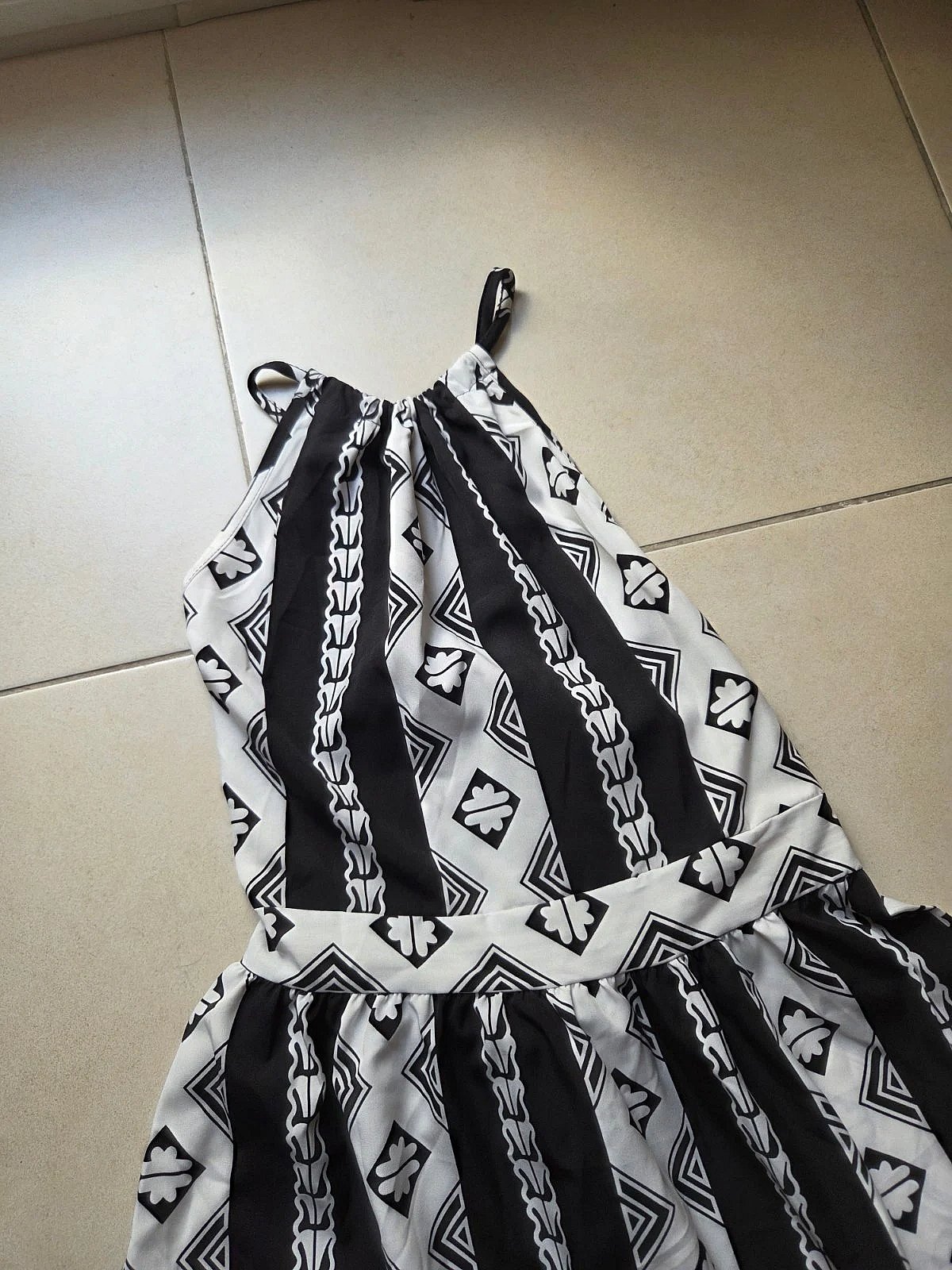 Black and white halter dress, photo 3
