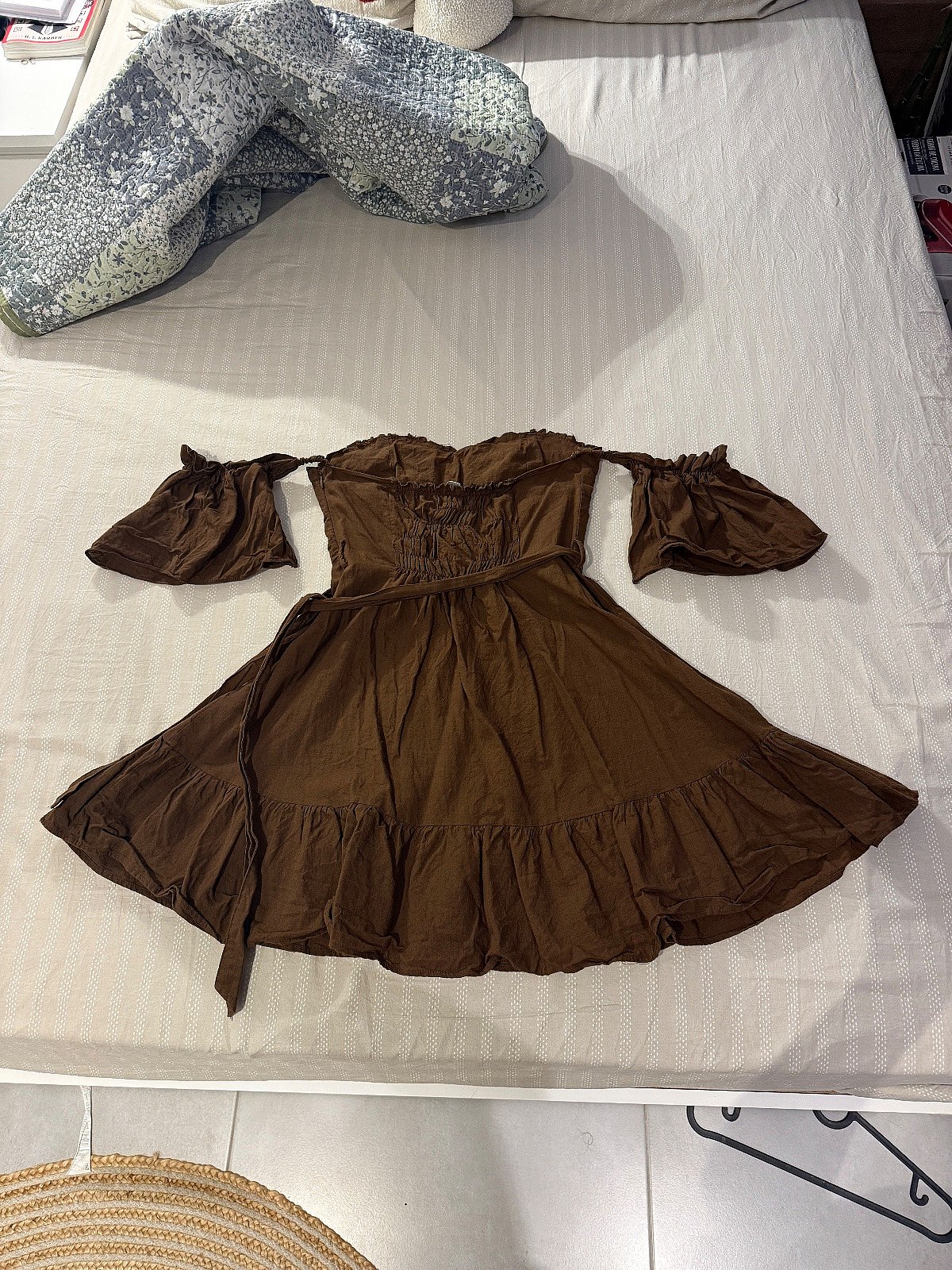 Brown off-shoulder mini dress, photo 3