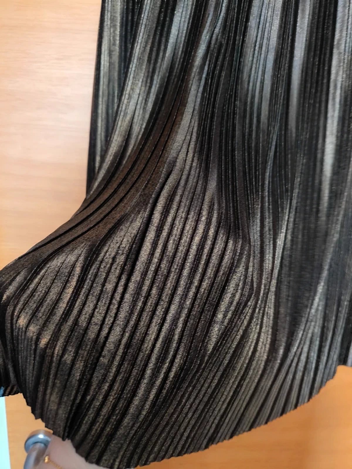 Metallic pleated midi skirt, photo 2