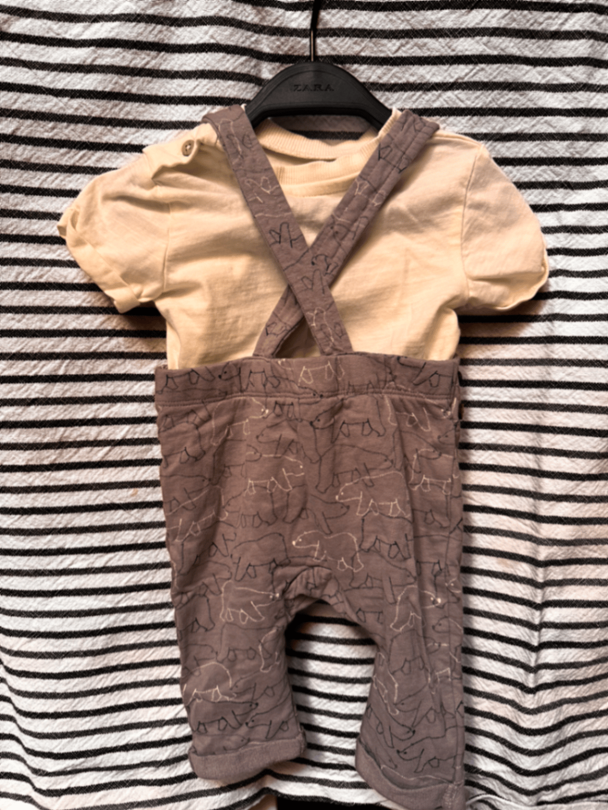 Baby Bear Pattern Dungaree Set, photo 2