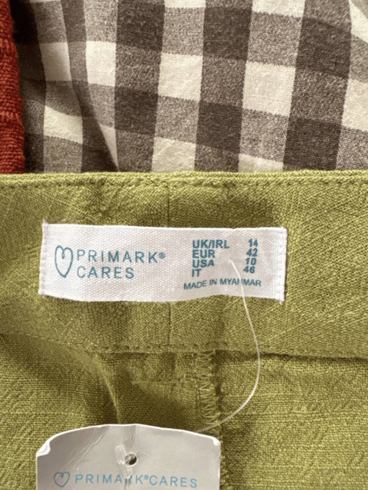 Pleated Linen Blend Shorts, photo 2