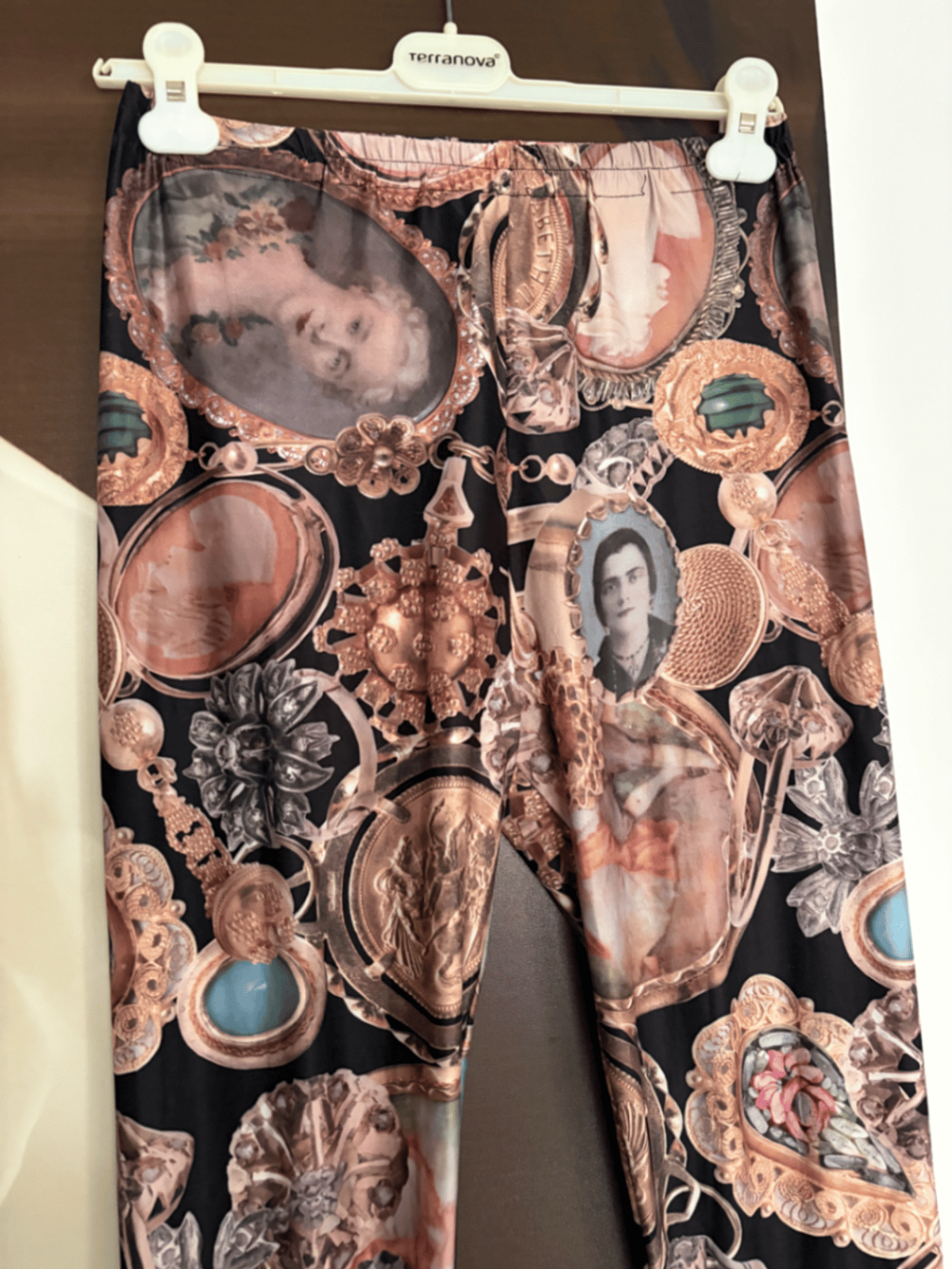 Patterned Leggings with Ornate Print, photo 2