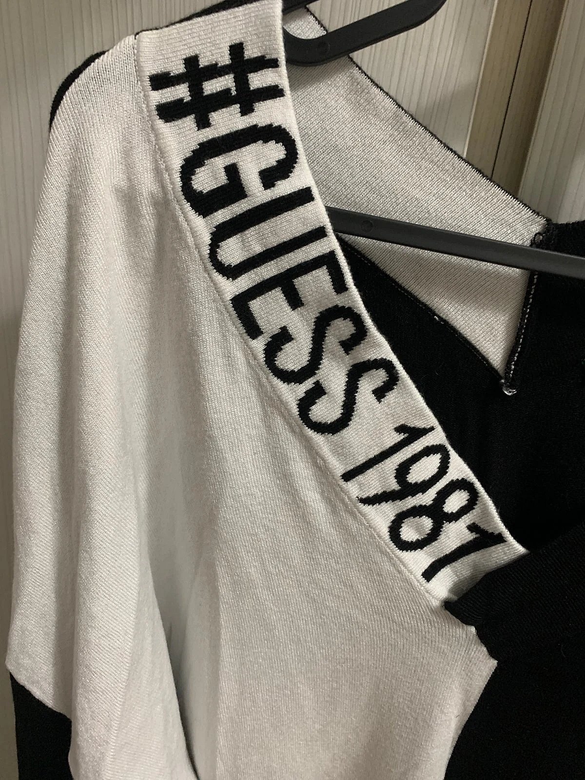 Guess Monochromatic Logo Jumper - photo 4