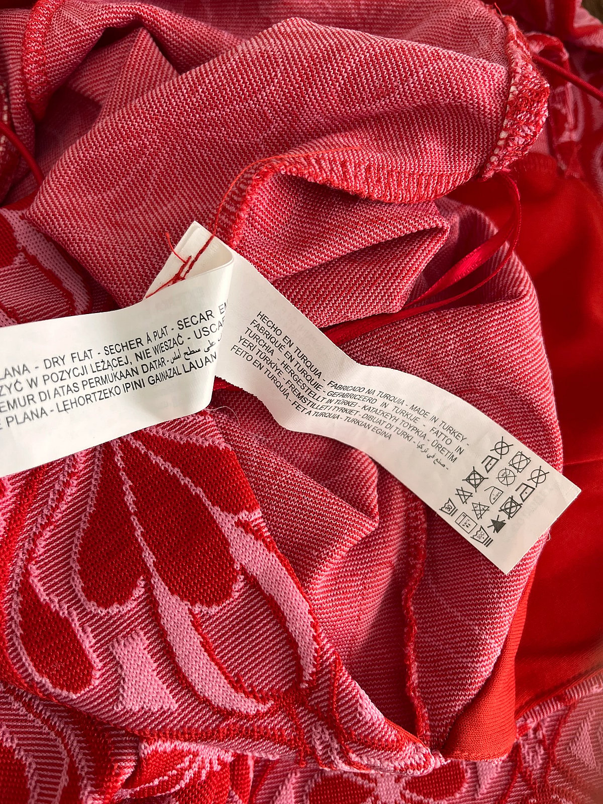 Mono rojo estampado con aberturas de Zara, foto 3