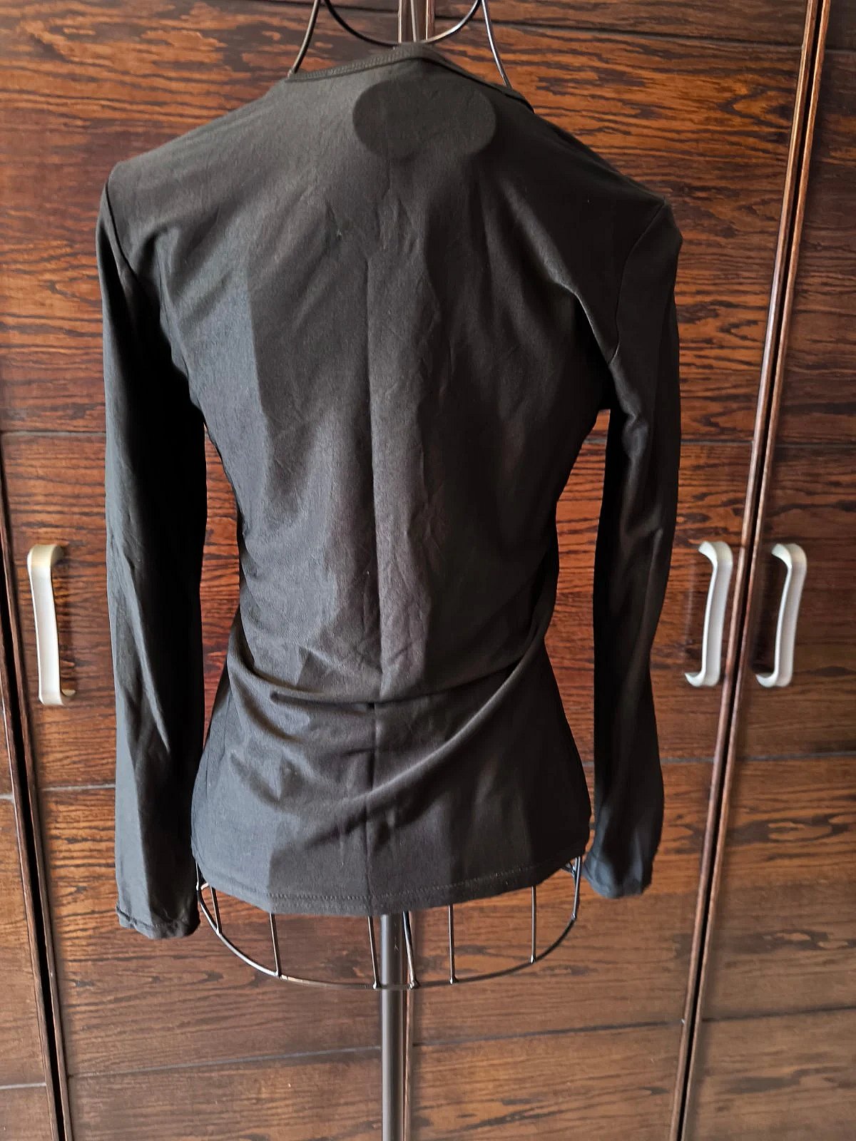 Black long sleeve crew neck, photo 2