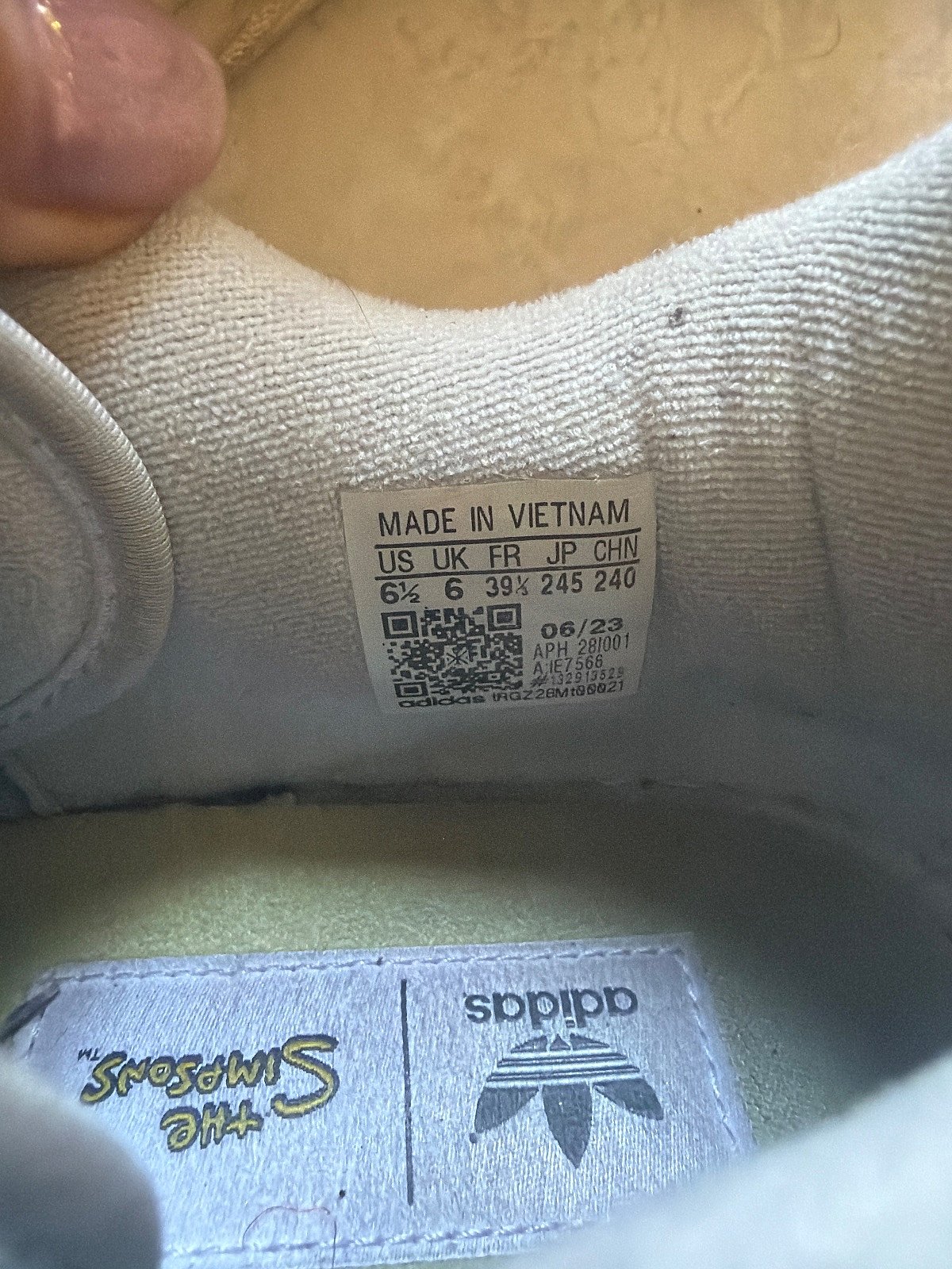 Adidas Simpsons Limited Edition Trainers, photo 3