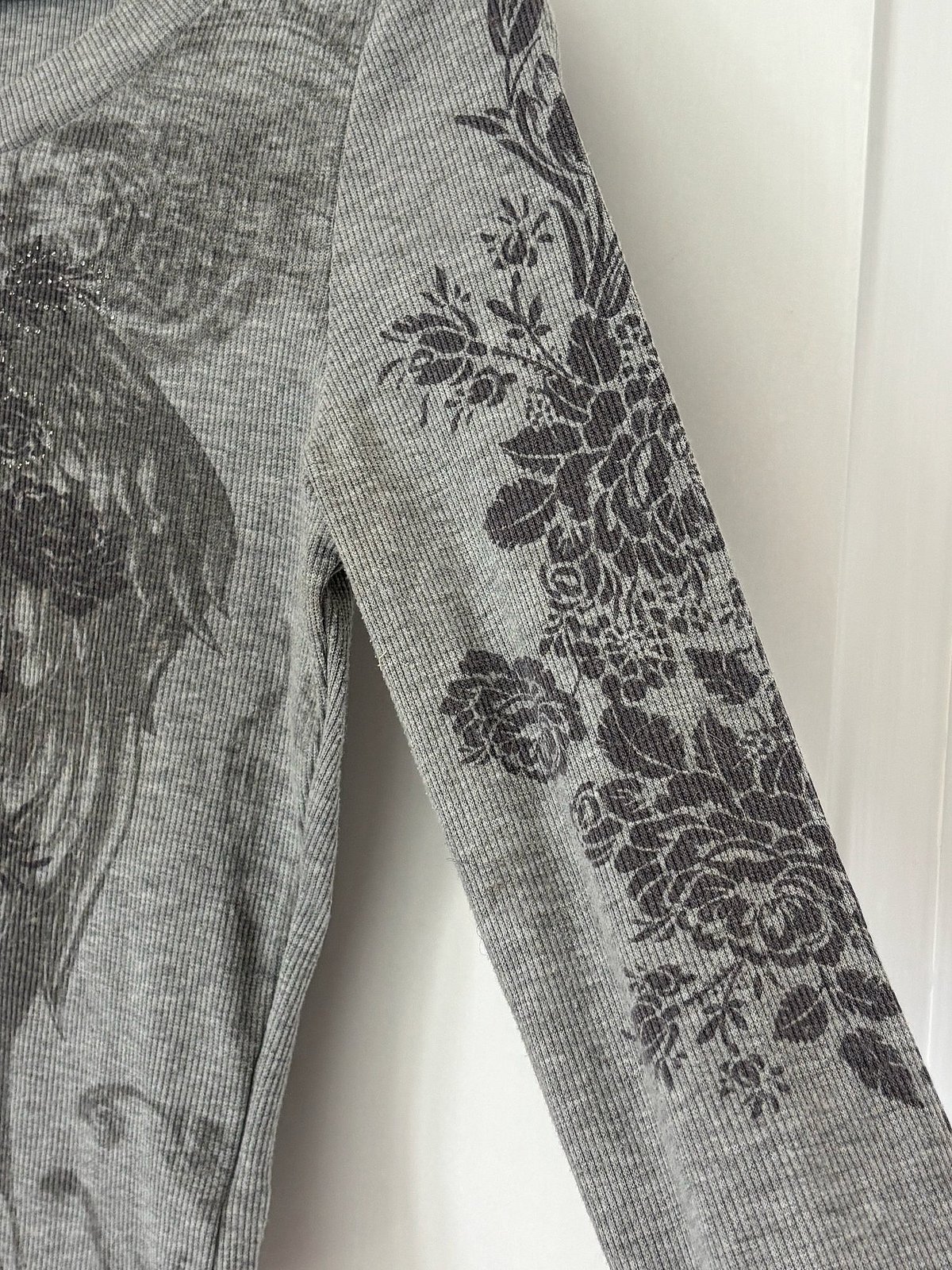Grey floral print long-sleeve top, photo 3