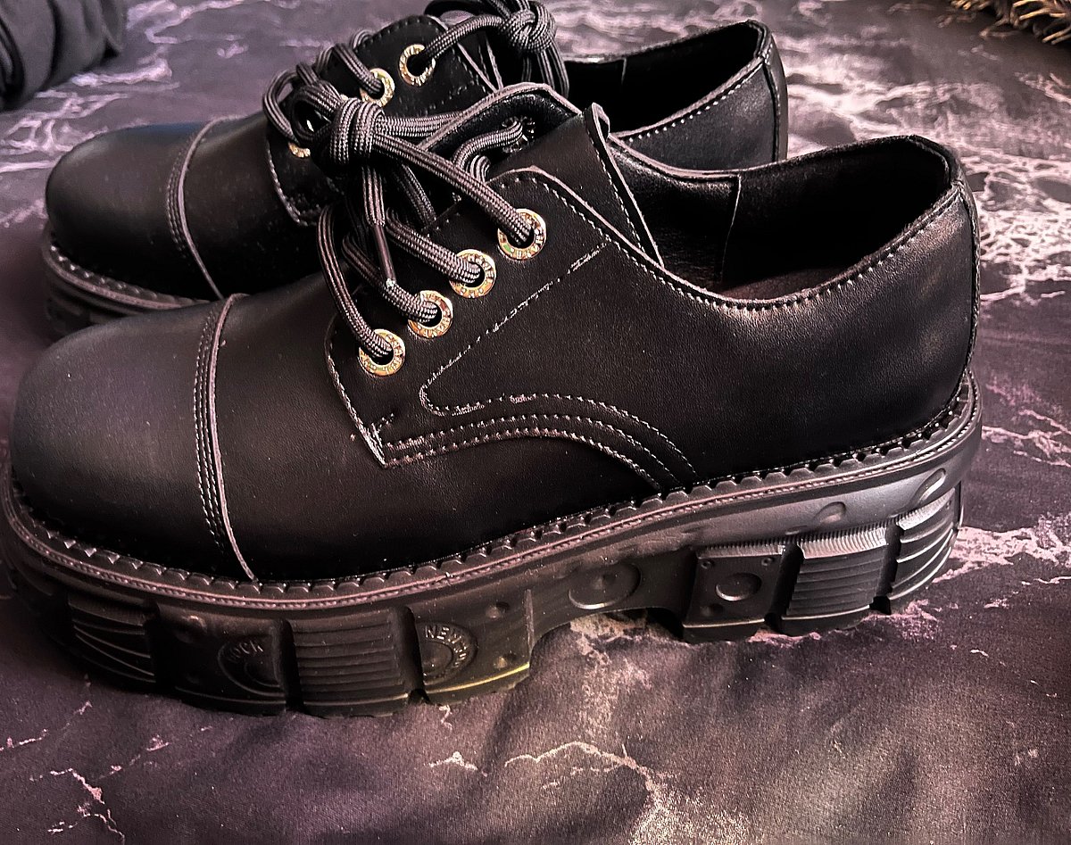 Scarpe con suola spessa , foto 2
