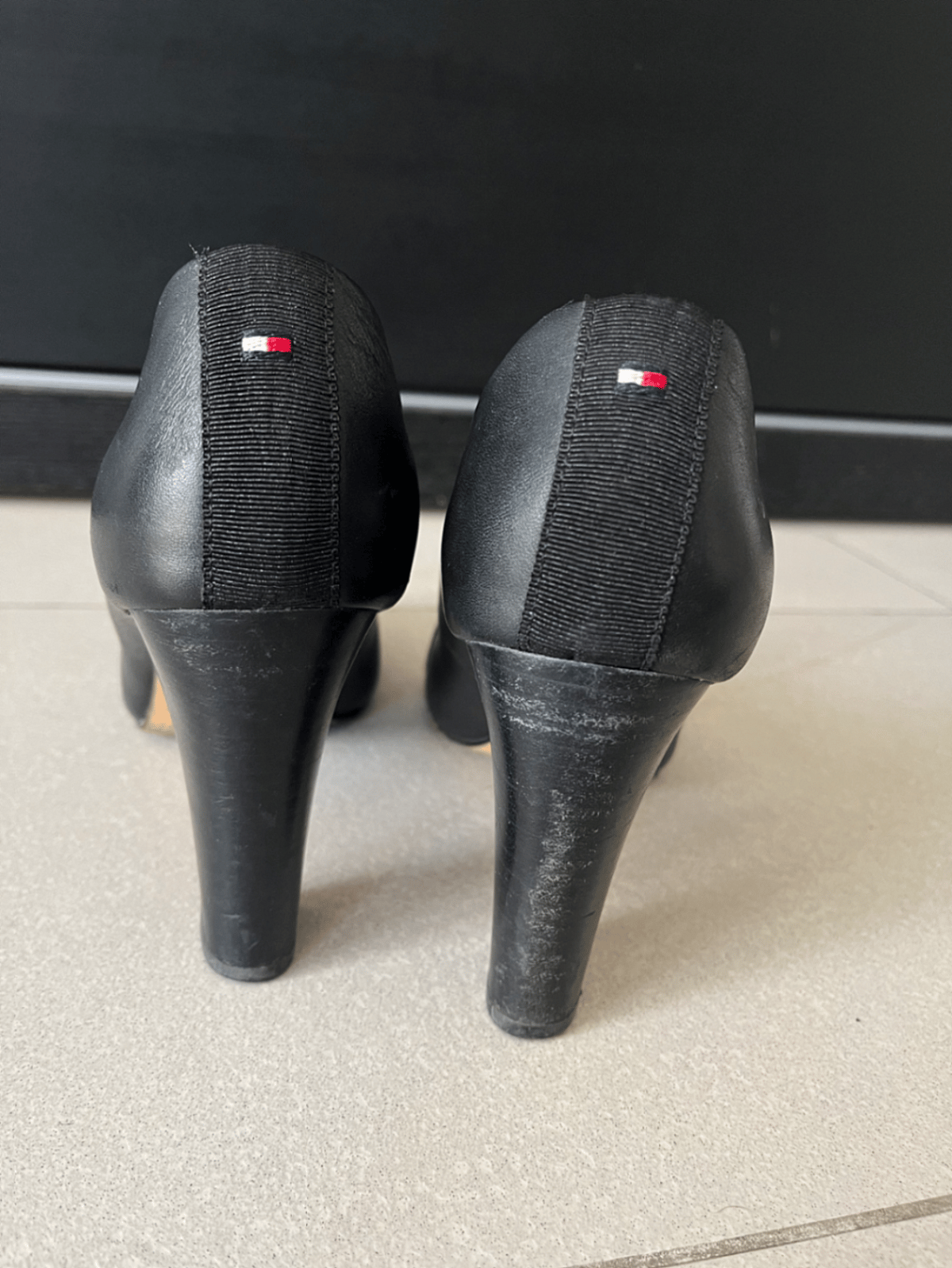 Tommy Hilfiger Buckle Heel Pumps, photo 3