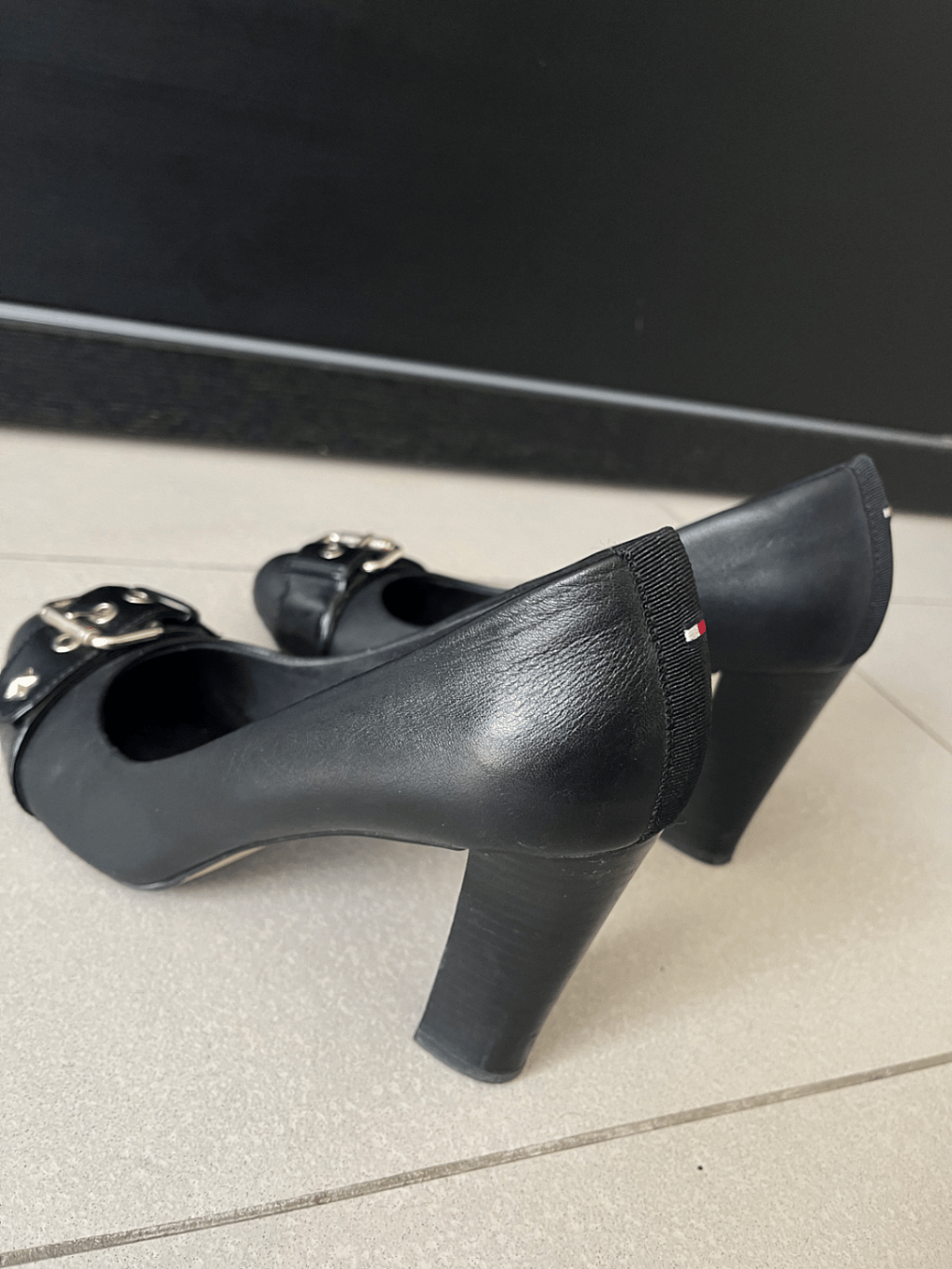 Tommy Hilfiger Buckle Heel Pumps, photo 4