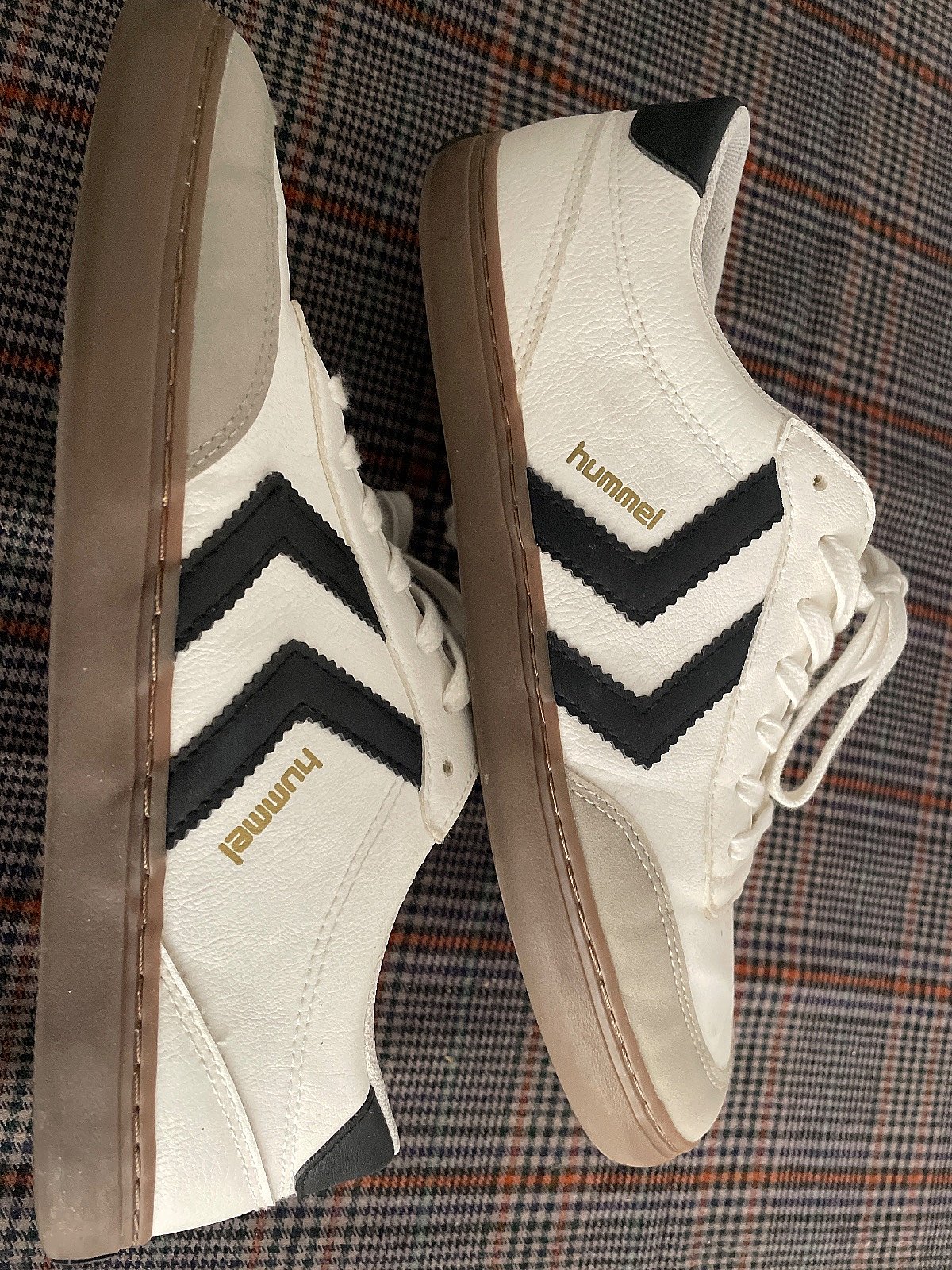 Hummel white black trainers, photo 3