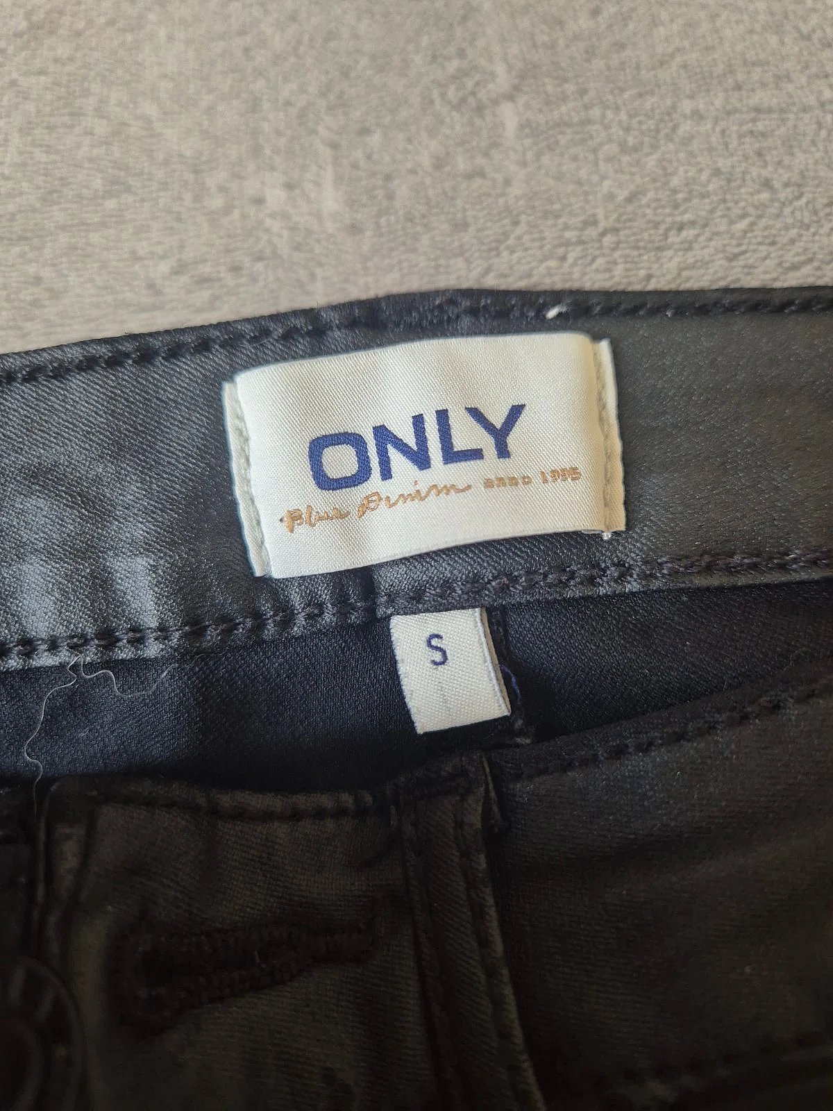 Pantalones ajustados con acabado «ONLY», foto 3