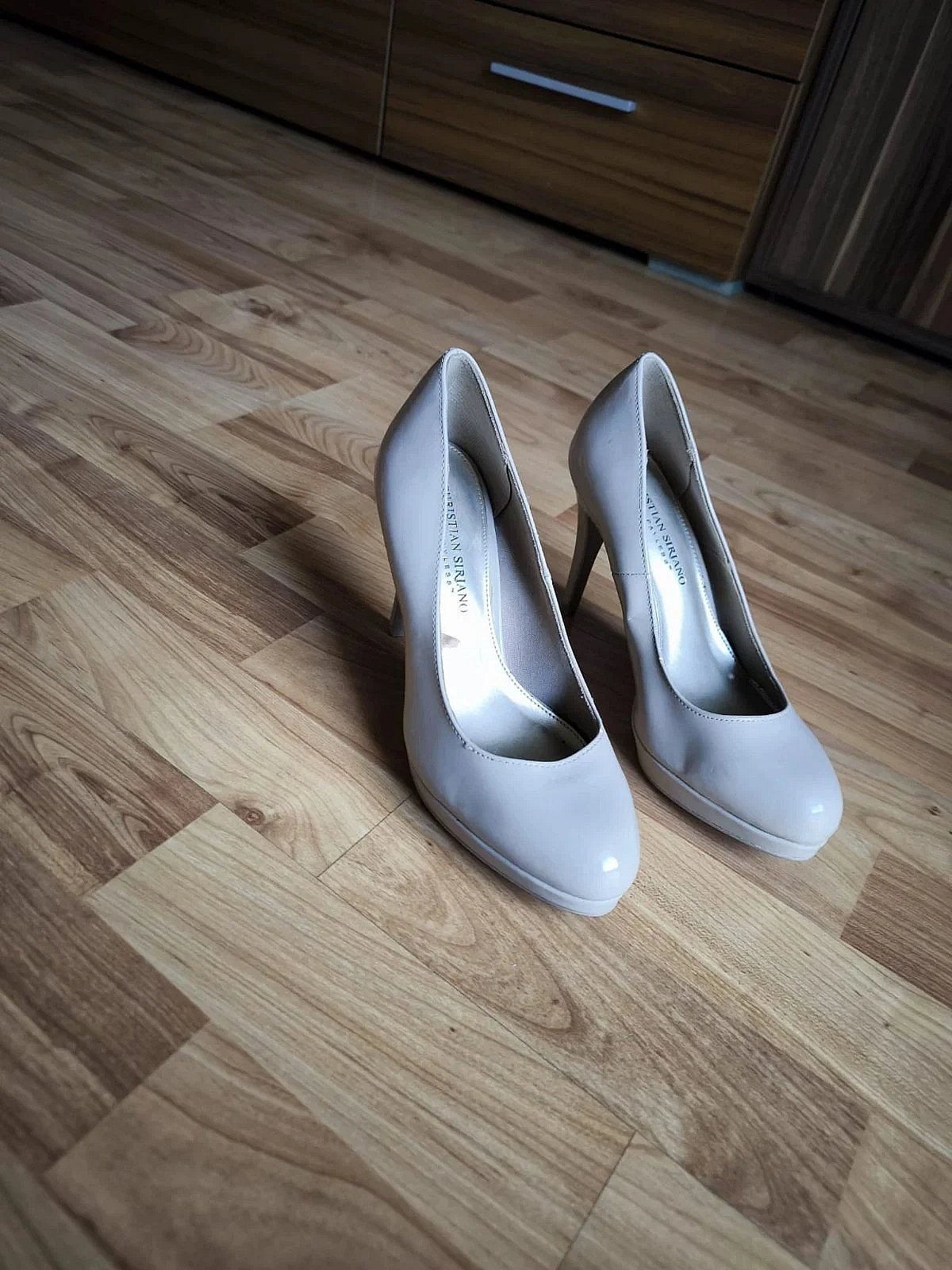 Beige heeled shoes , photo 5