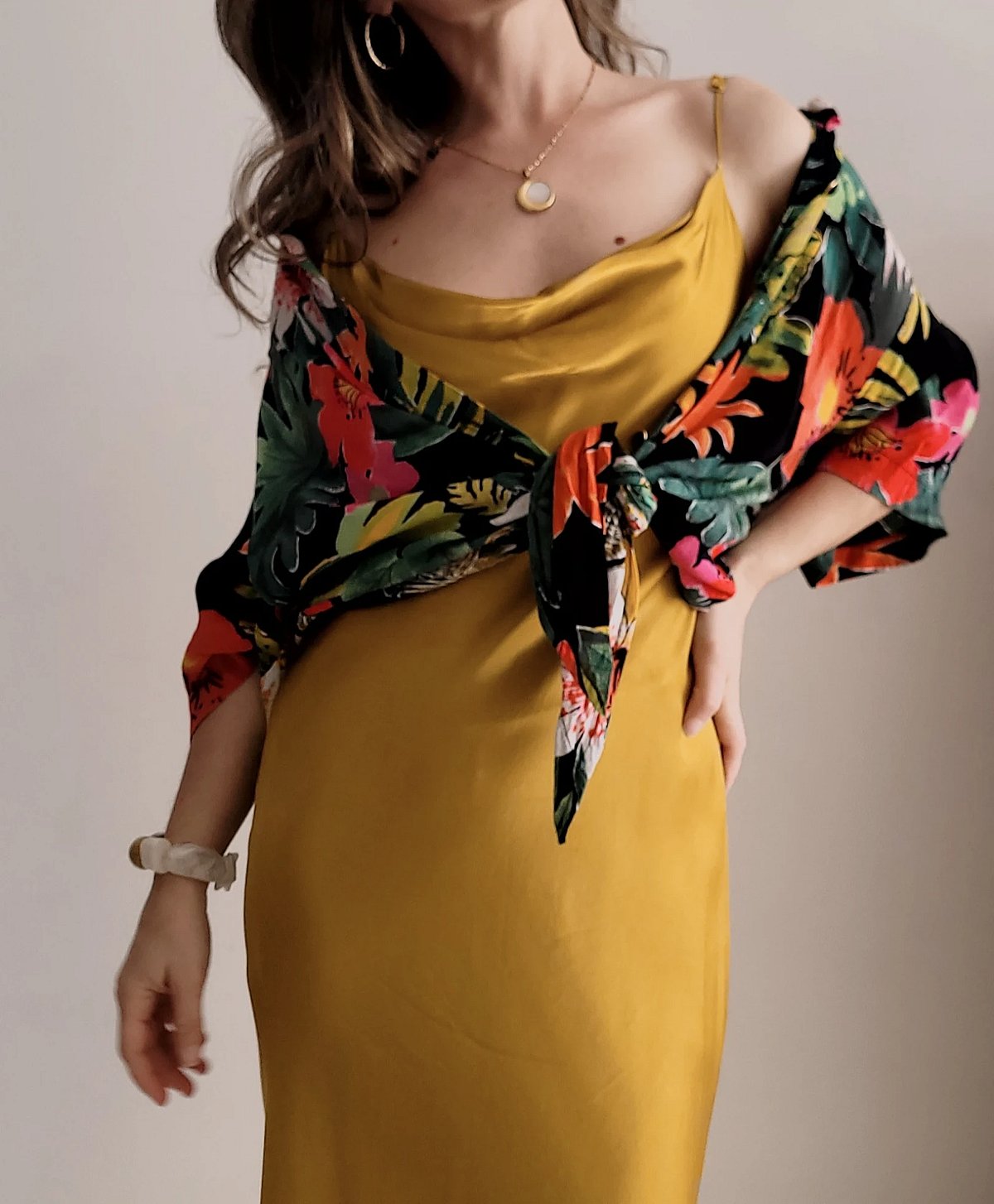 Camicia a bottoni con vivace motivo floreale, foto 4