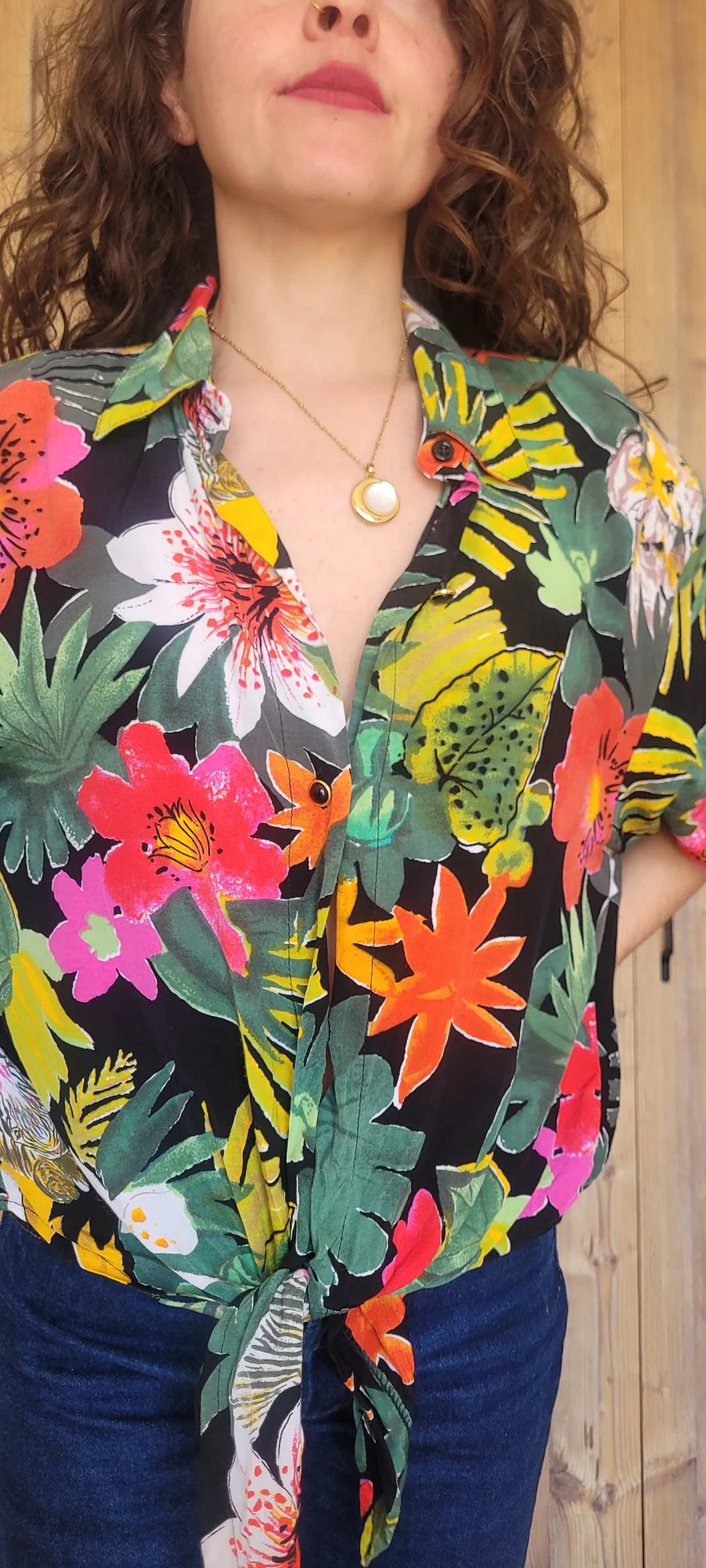 Camicia a bottoni con vivace motivo floreale, foto 3