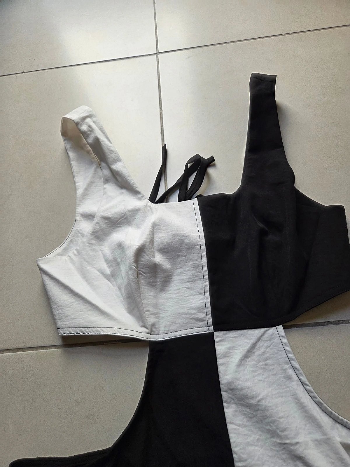 Black and white cutout dress, photo 2