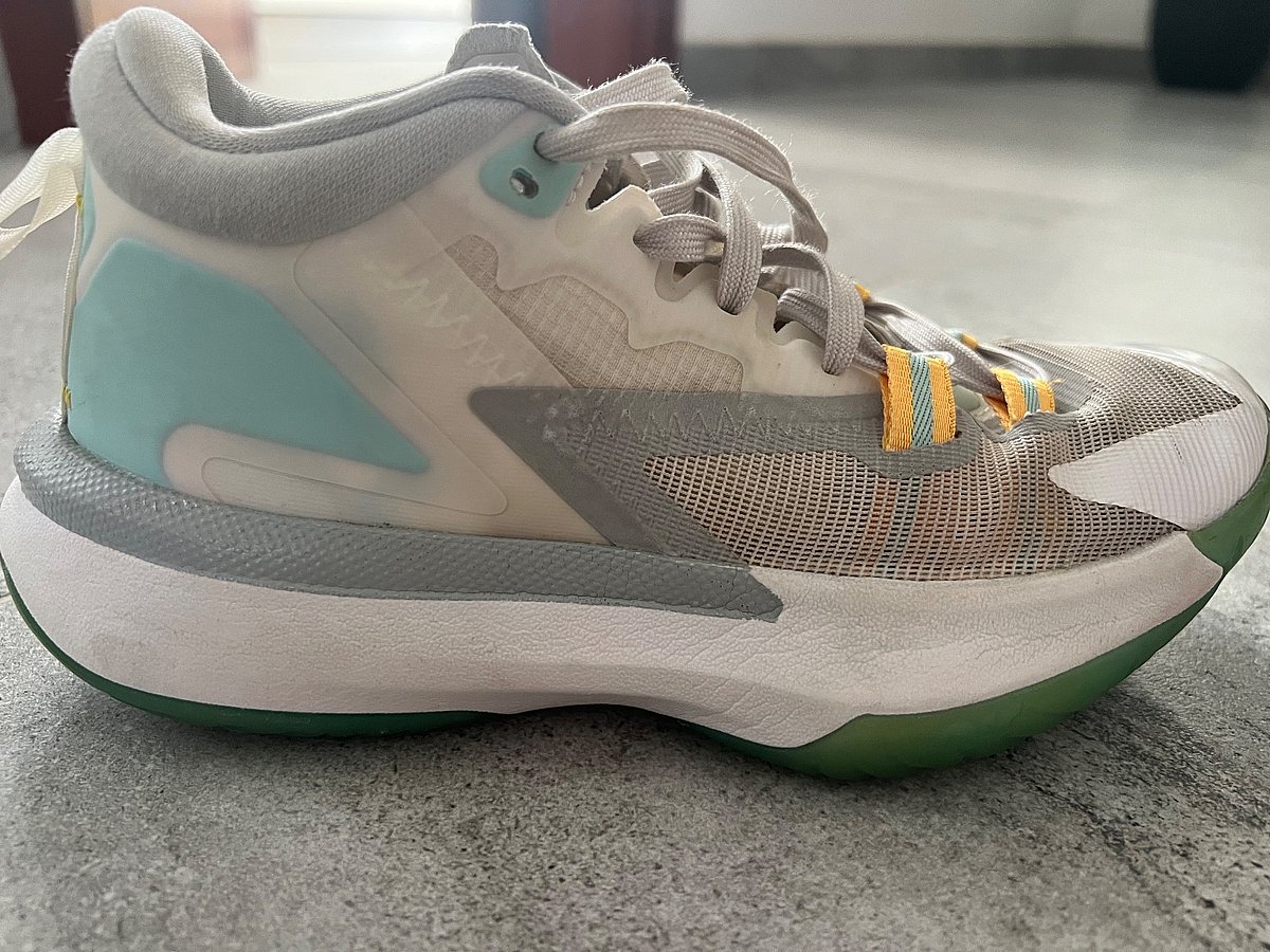 Jordan Zion 1 Basketball Sneakers, photo 2