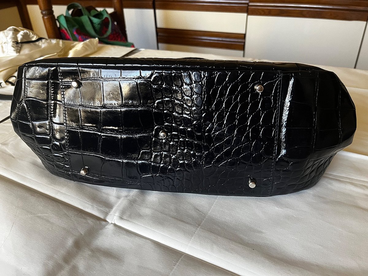 Black Croc-effect Leather handbag - photo 7