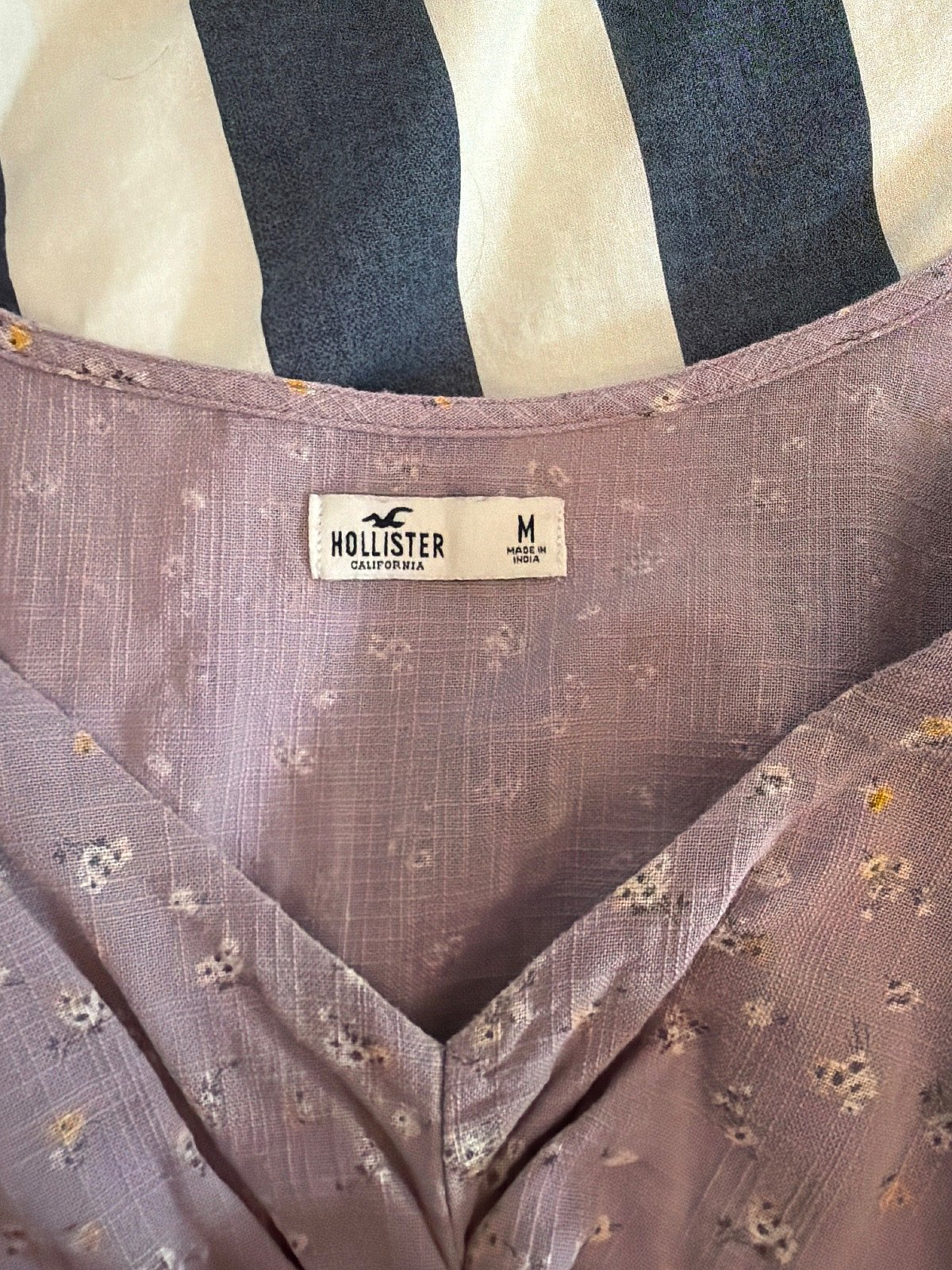 Hollister floral twist crop top, photo 2