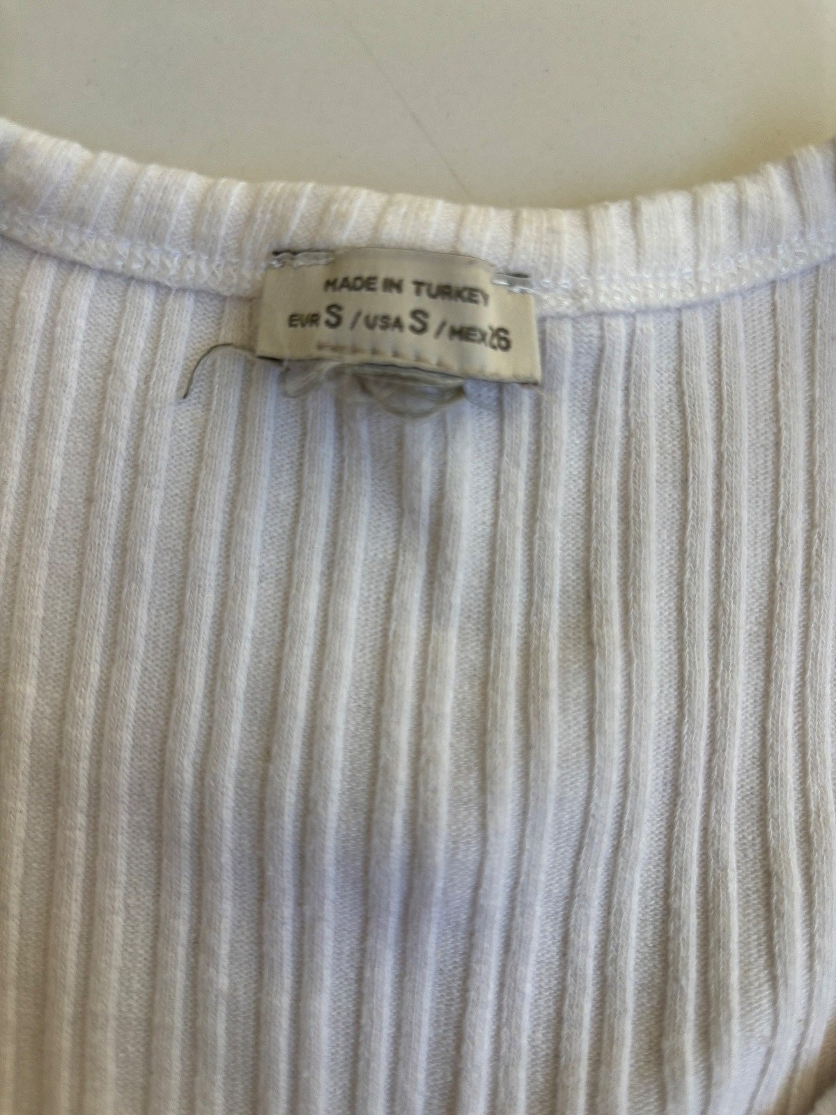 Cárdigan blanco de manga corta con canalé, foto 2