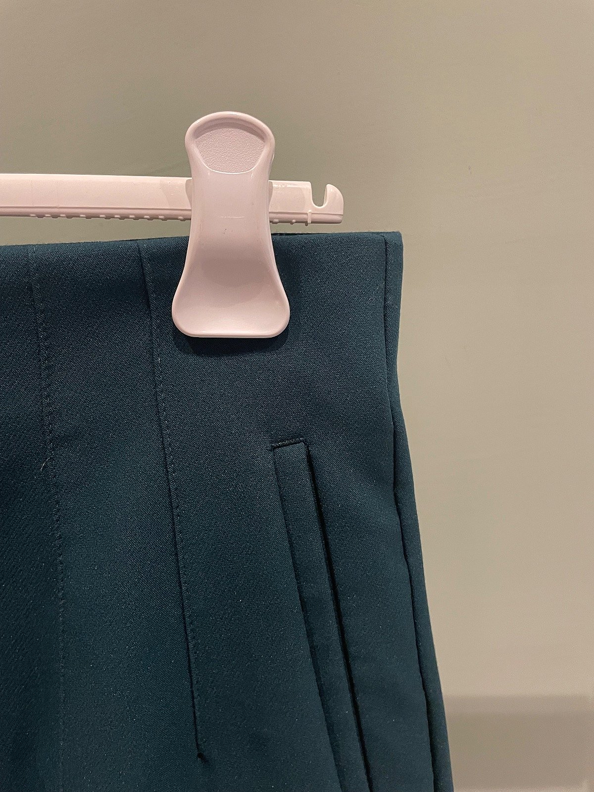 Dark green tailored high-waisted trousers, photo 2