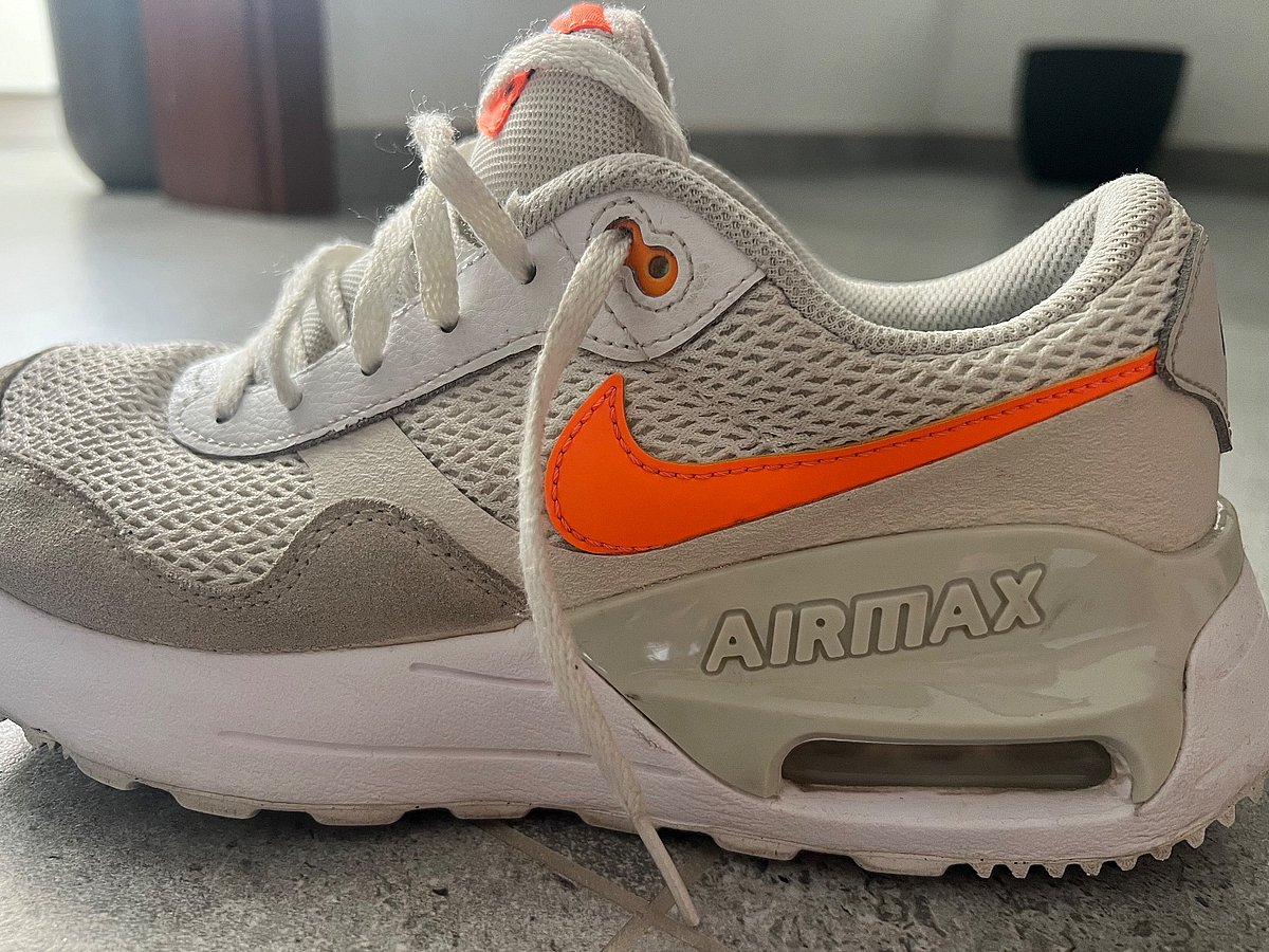Nike Air Max trainers, photo 2