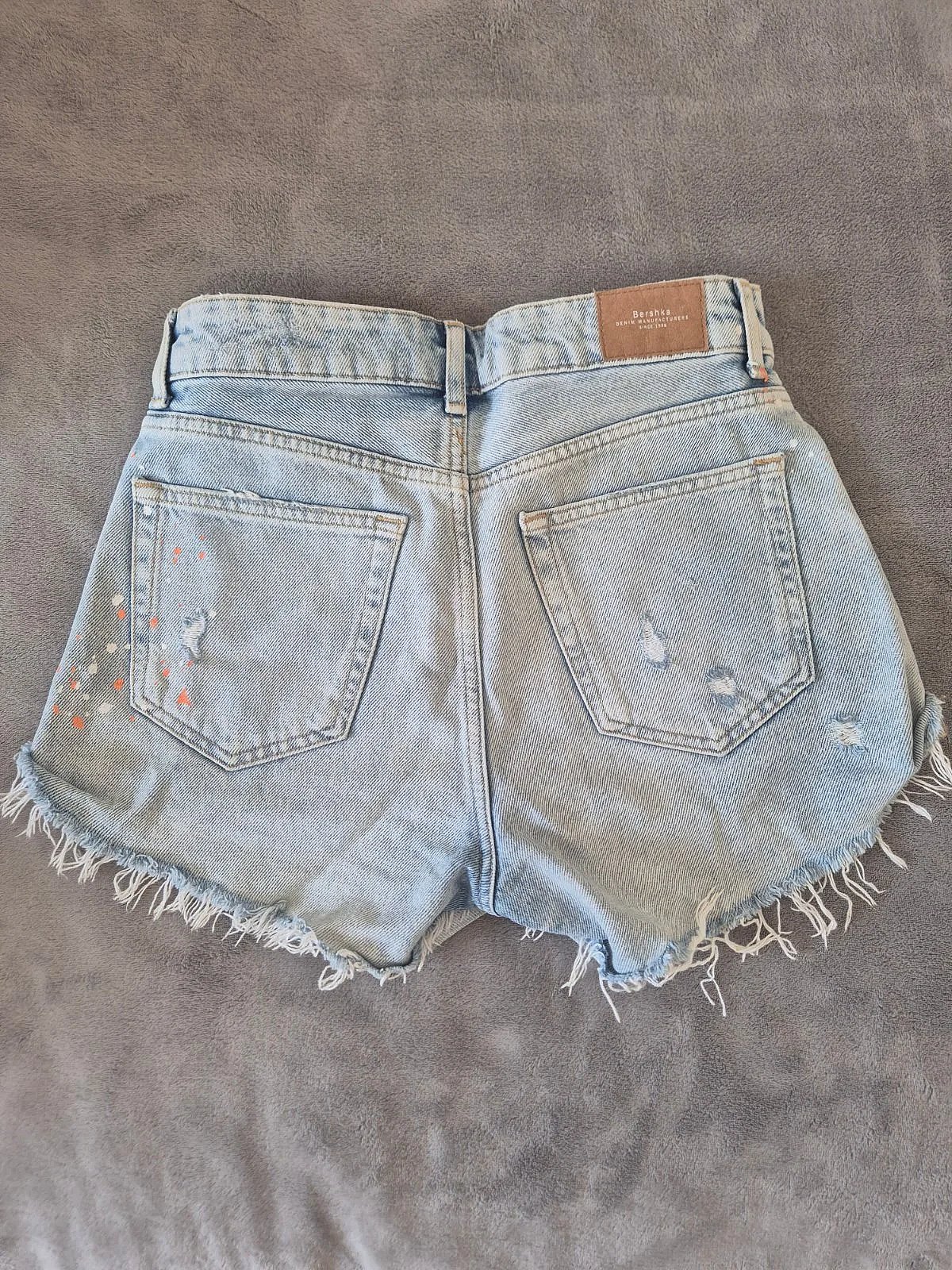 Bershka High Waisted Denim Shorts, photo 2