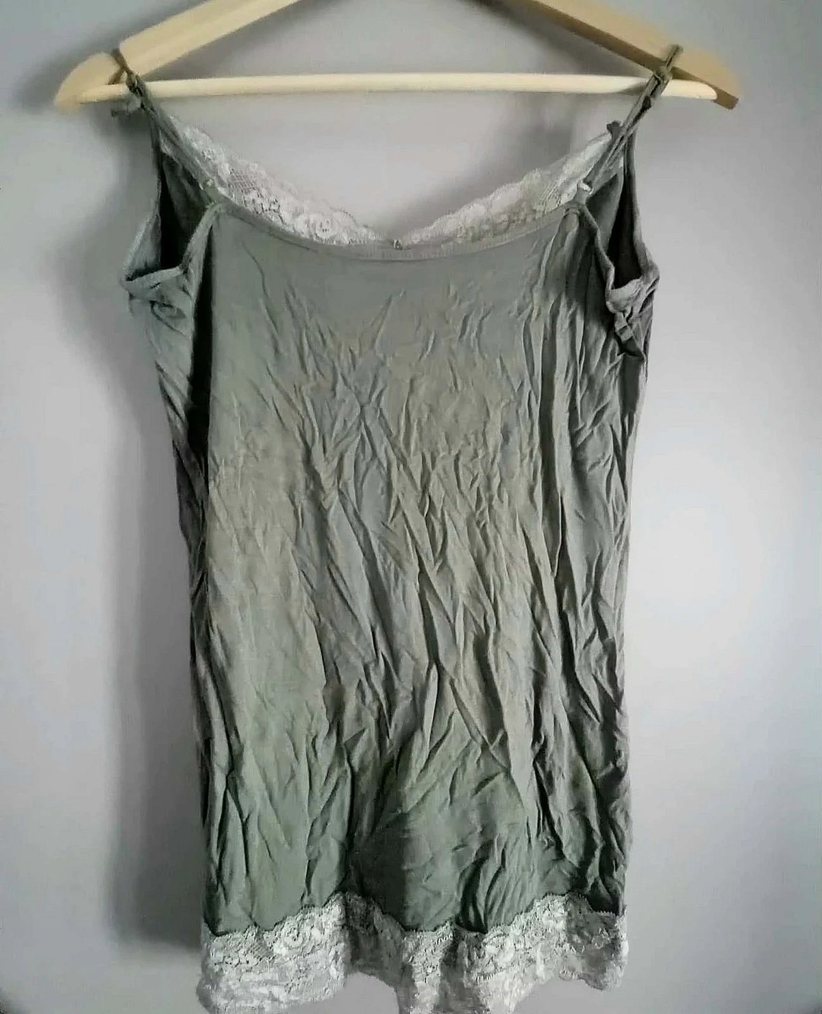 Green lace embellished cami top, photo 2