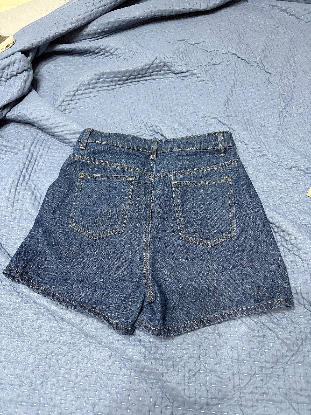Classic blue denim shorts, photo 2