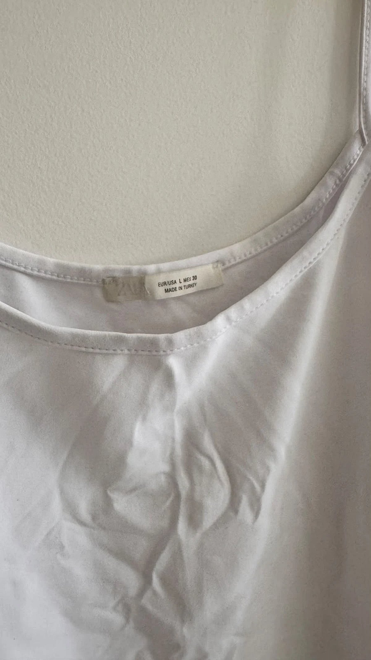 Camiseta sin mangas básica blanca con tirantes, foto 2
