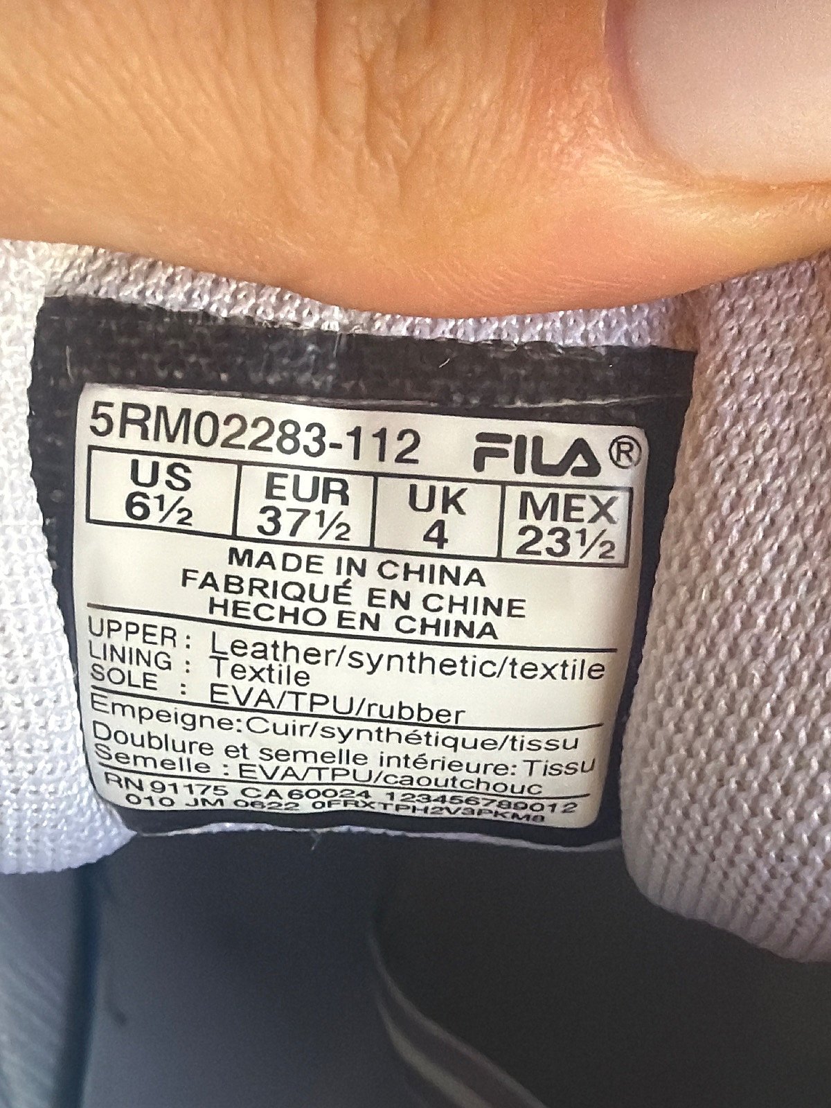 Ciao! Vendo sneakers fila bianche come nuove numero 37,5 eu - photo 4