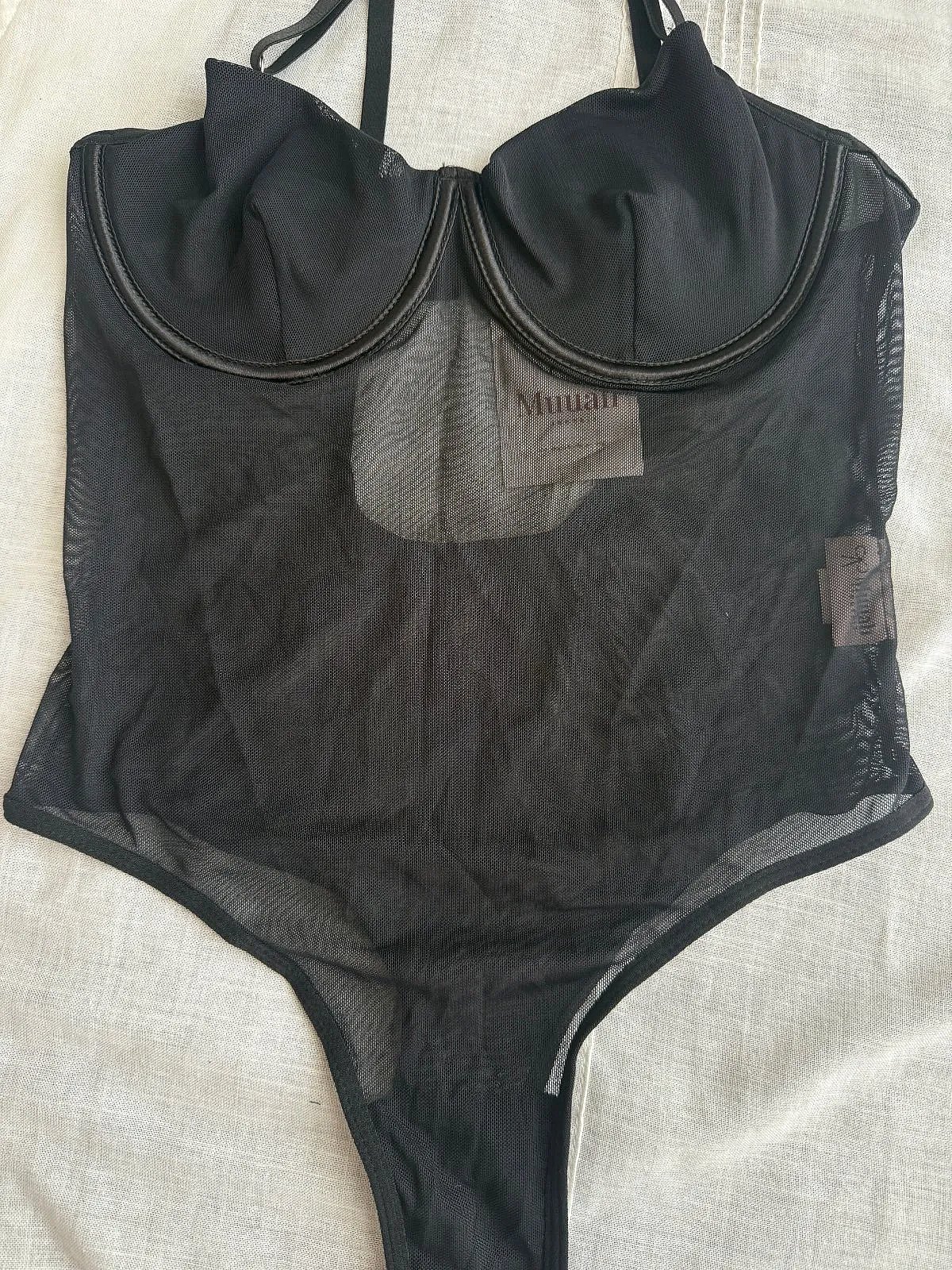 Set di lingerie nero con lacci neri, foto 3