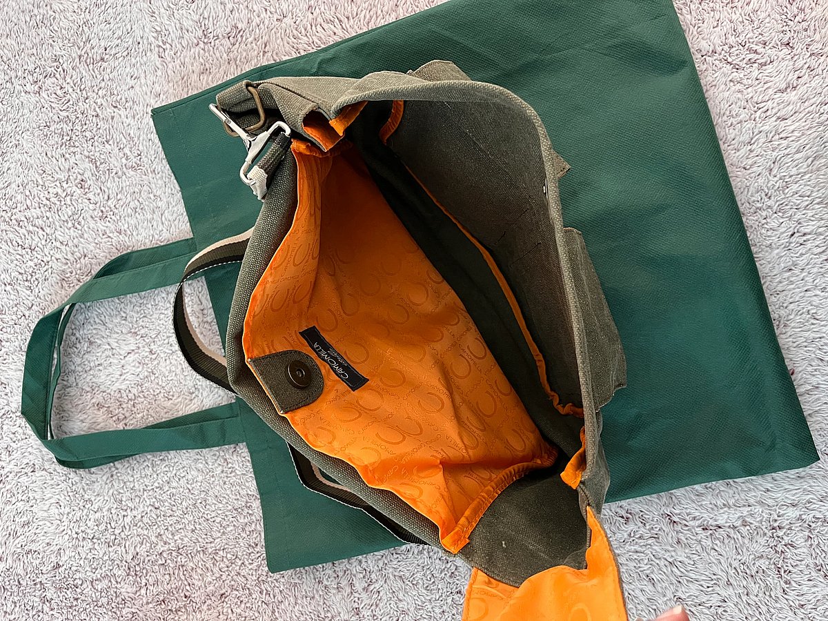 Set composto da borsa a tracolla e portafoglio Camomilla, foto 5