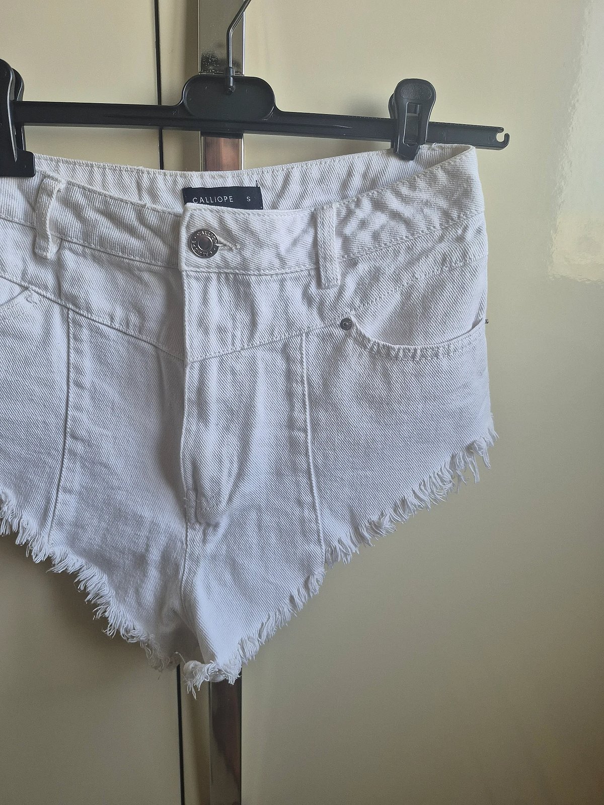 Calliope - White Frayed Hem Denim Shorts , photo 3
