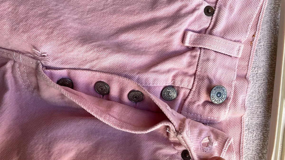 Vintage Pink Levi Shorts, photo 3