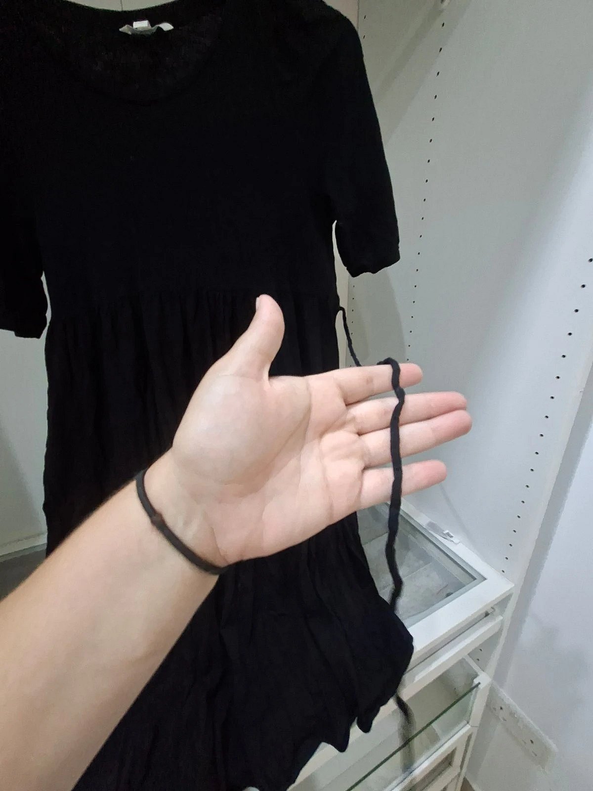 Black maternity tiered midi dress, photo 2