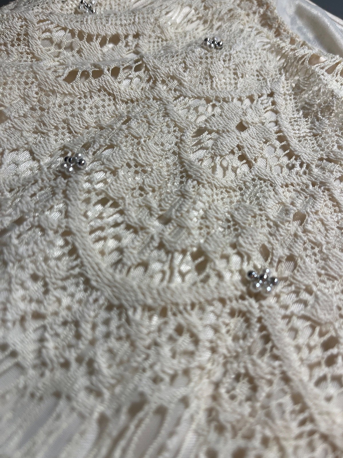 Cream Lace Overlay Dress with embroidered beads, photo 3