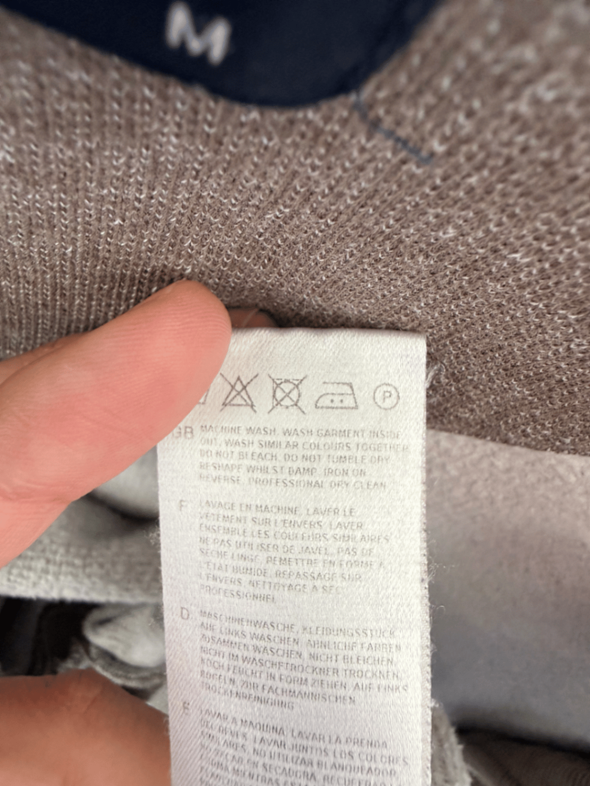 Cardigã Fred Perry com botões, fotografia 5