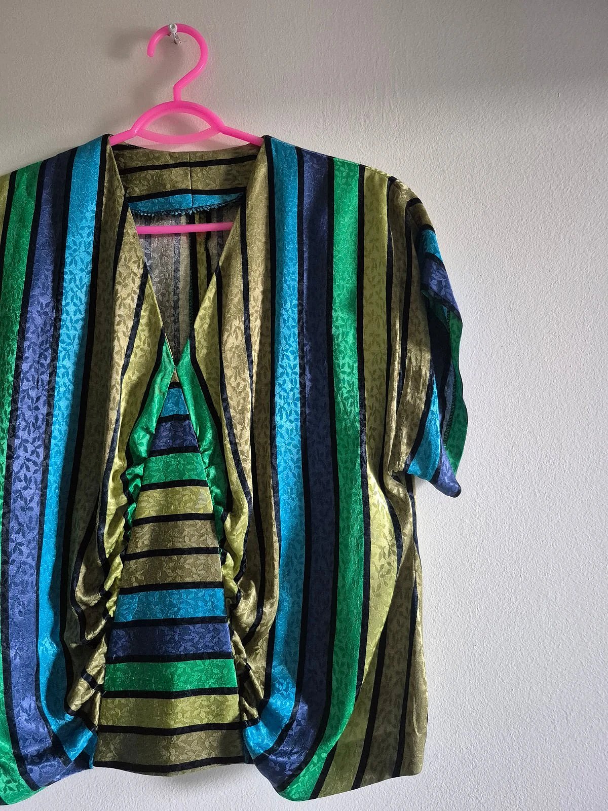 Vintage Vibrant striped satin top, photo 2