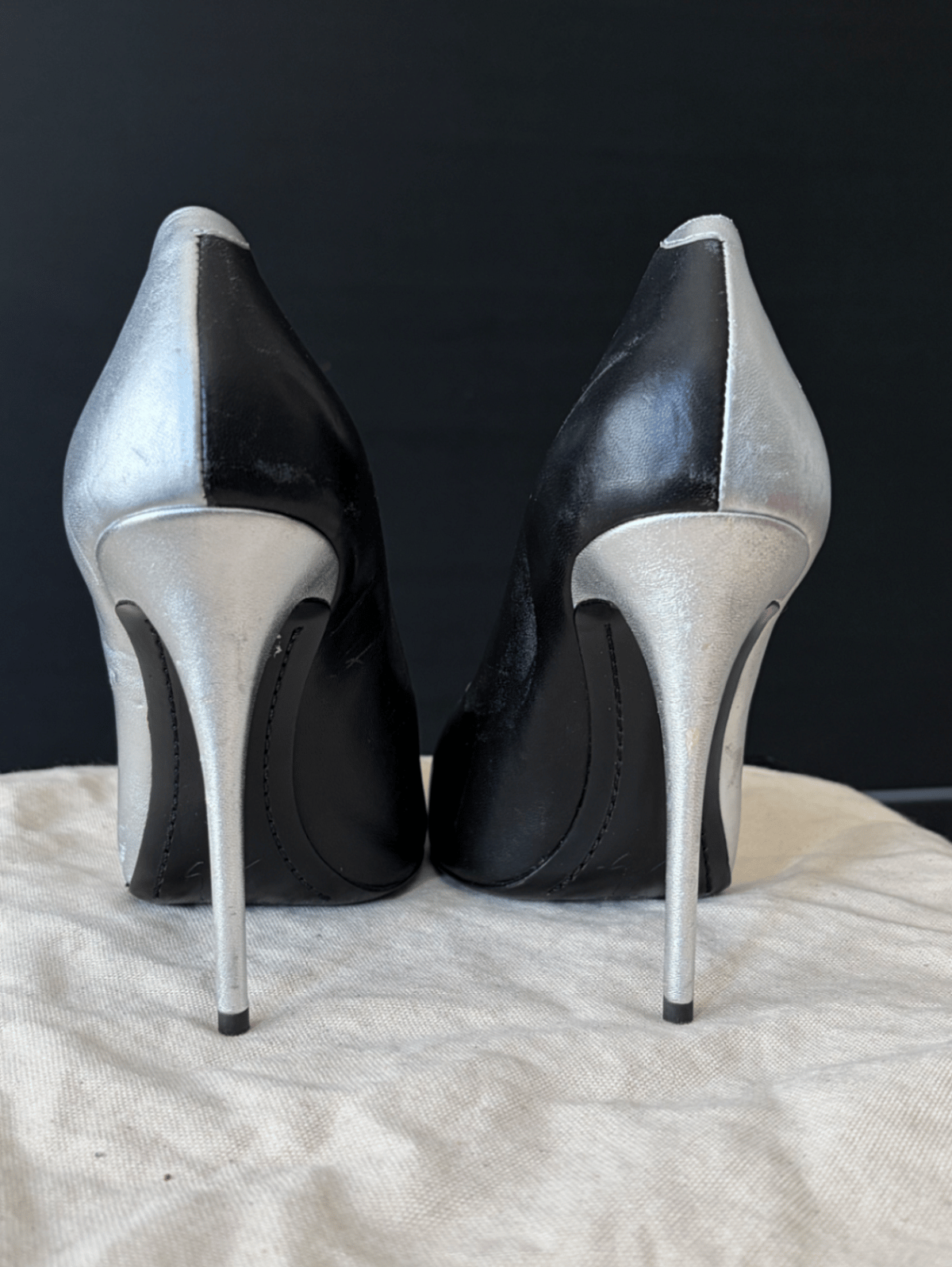 Two-Tone Pointed Toe Stiletto Pumps, photo 5